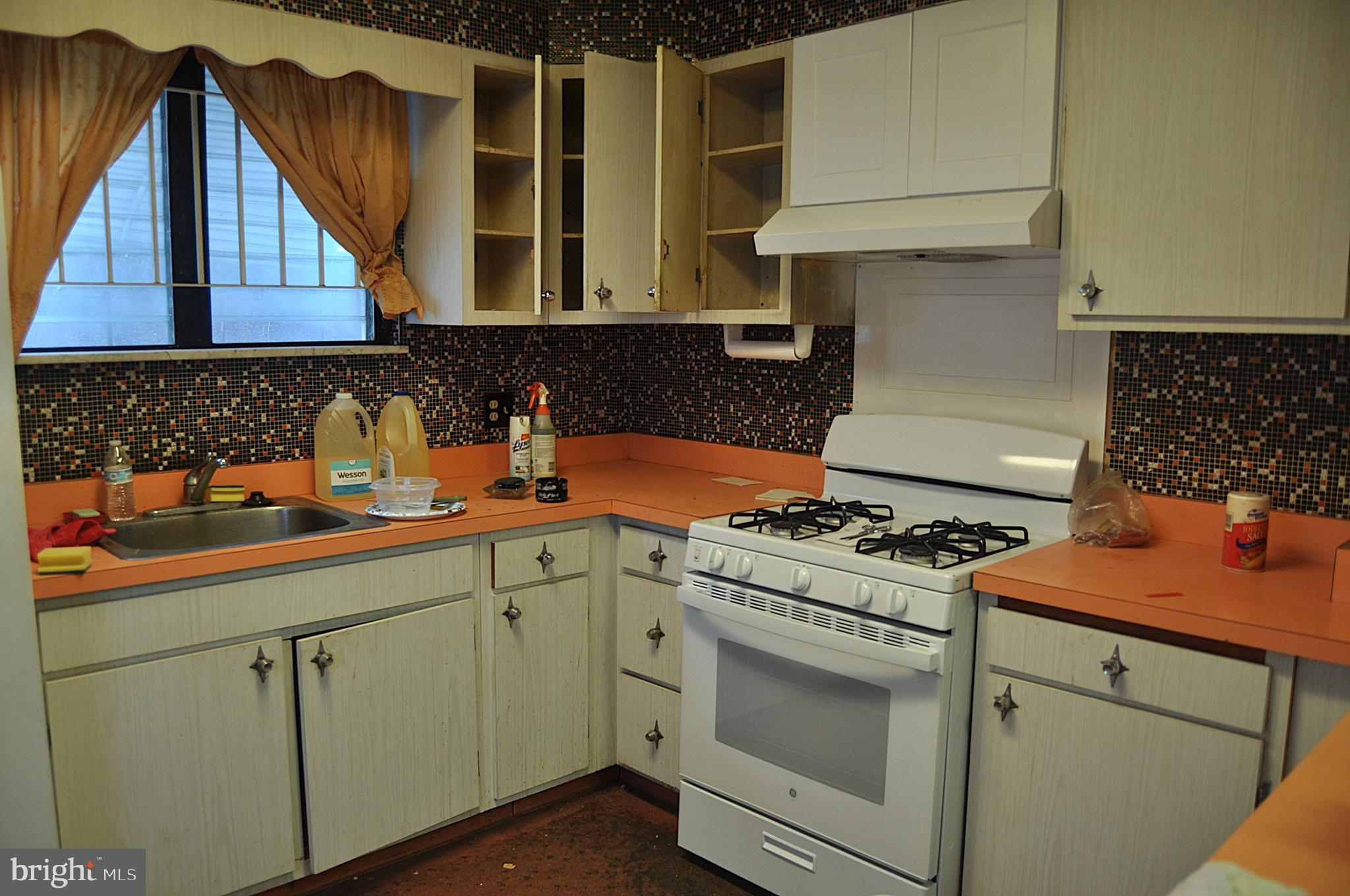 WHITMAN - Residential