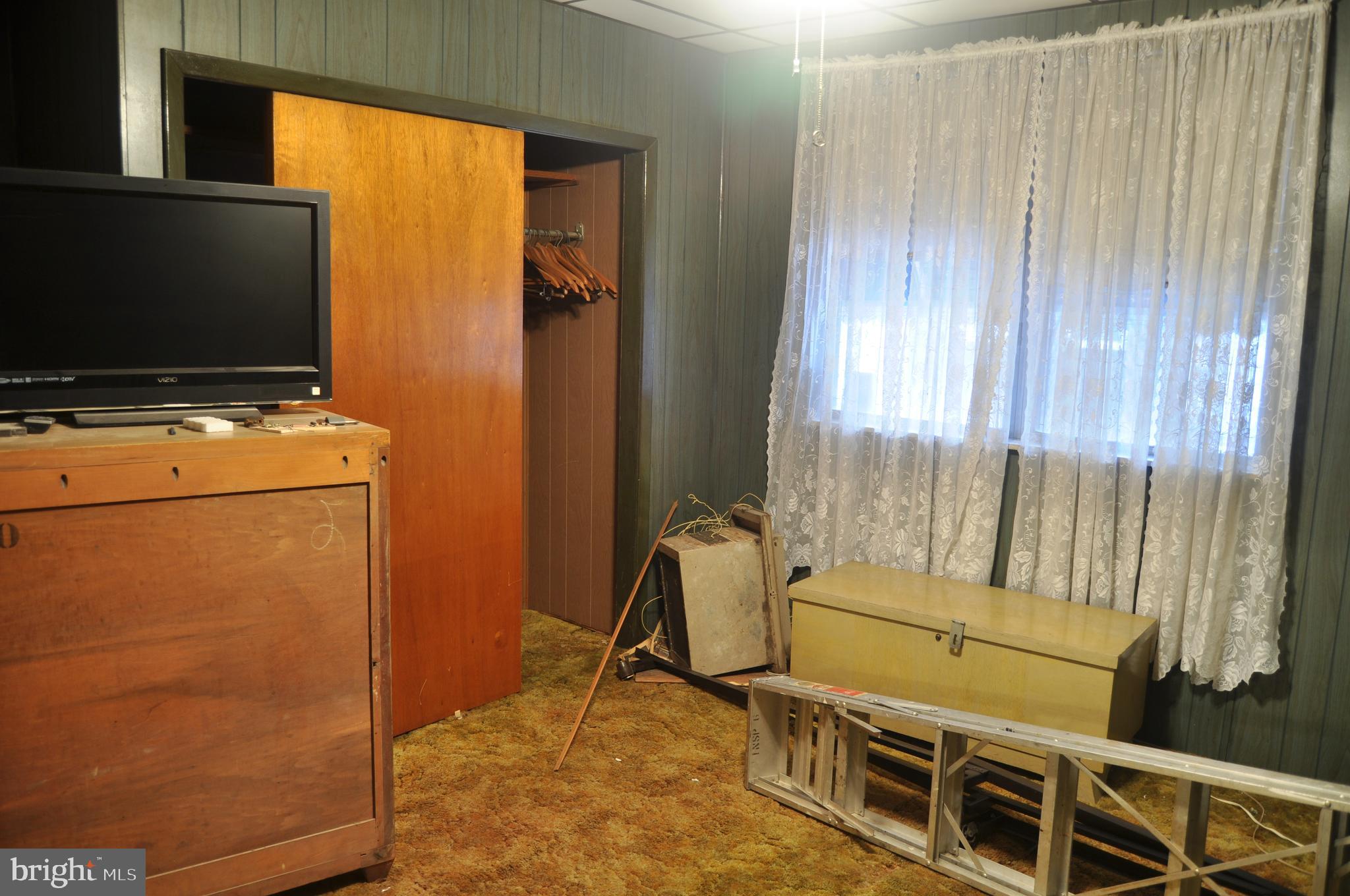 WHITMAN - Residential