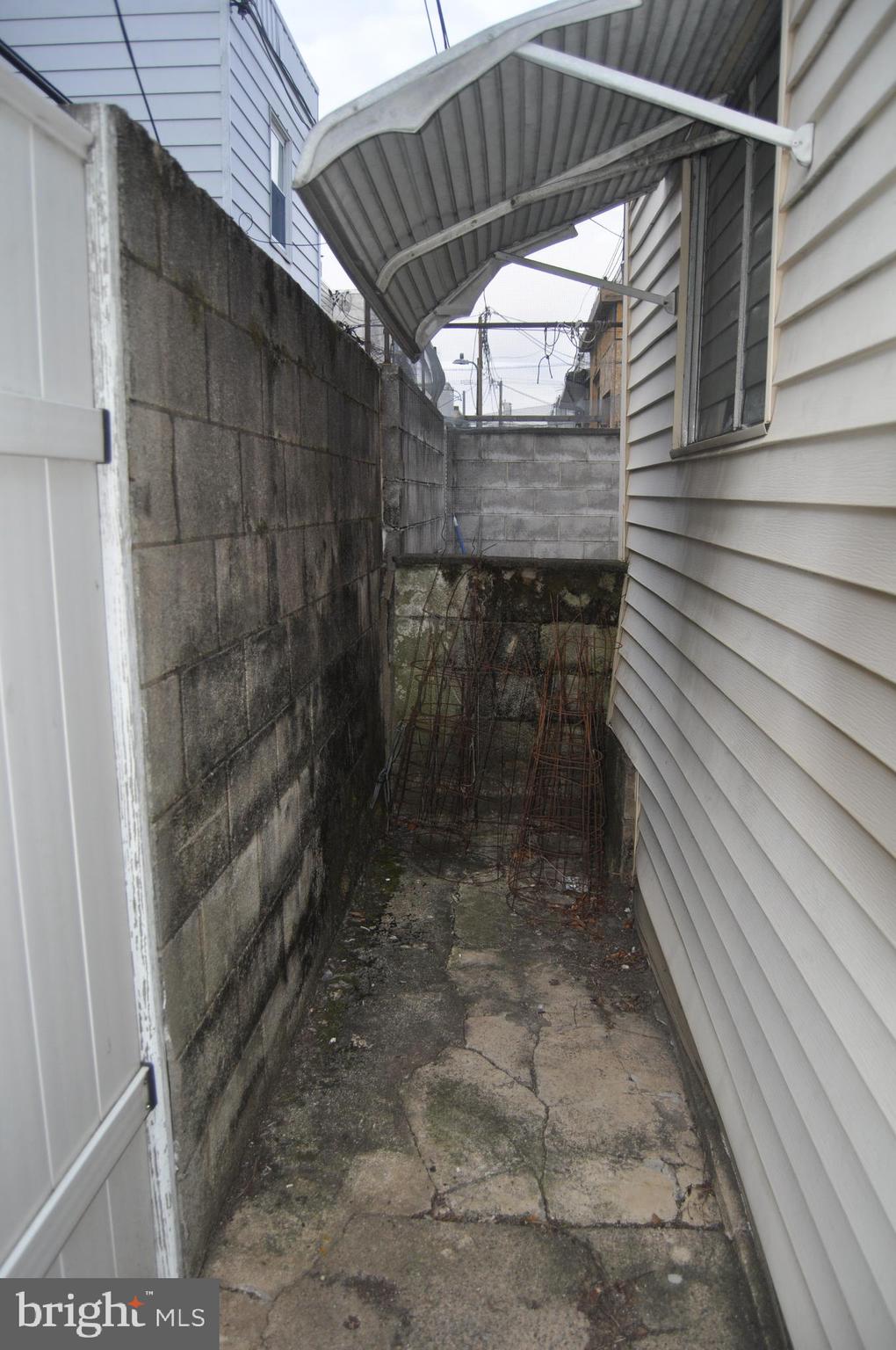 WHITMAN - Residential