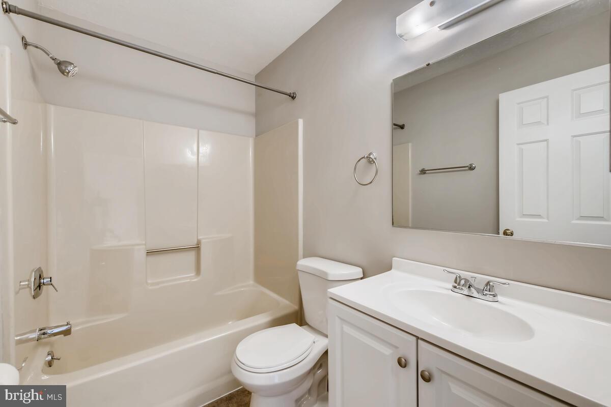 BRIMFIELD - Residential