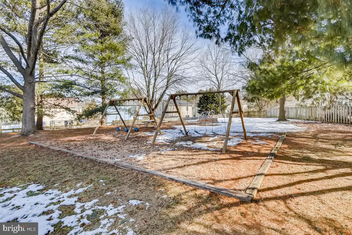 BRIMFIELD - Residential