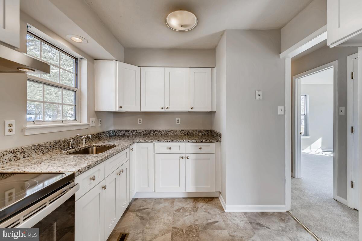 BRIMFIELD - Residential