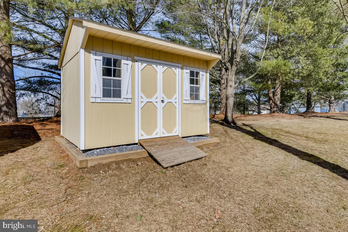 BRIMFIELD - Residential