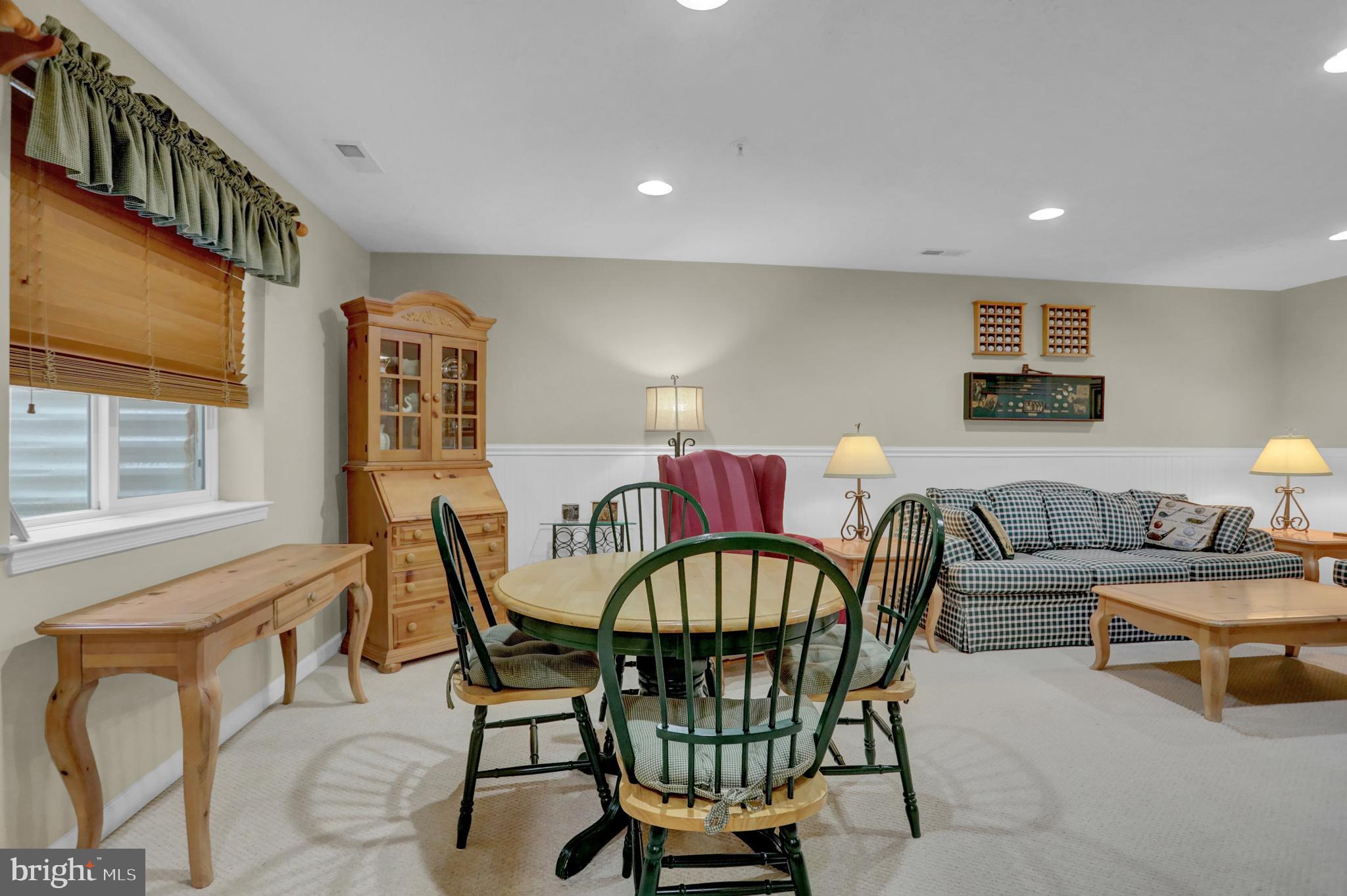 EAGLES LANDING AT WATERS EDGE - Residential