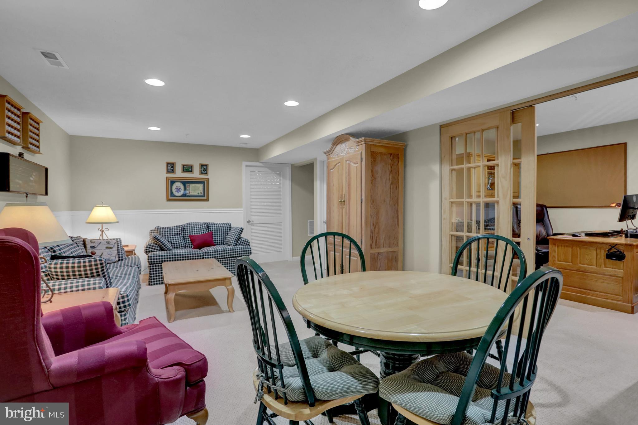 EAGLES LANDING AT WATERS EDGE - Residential