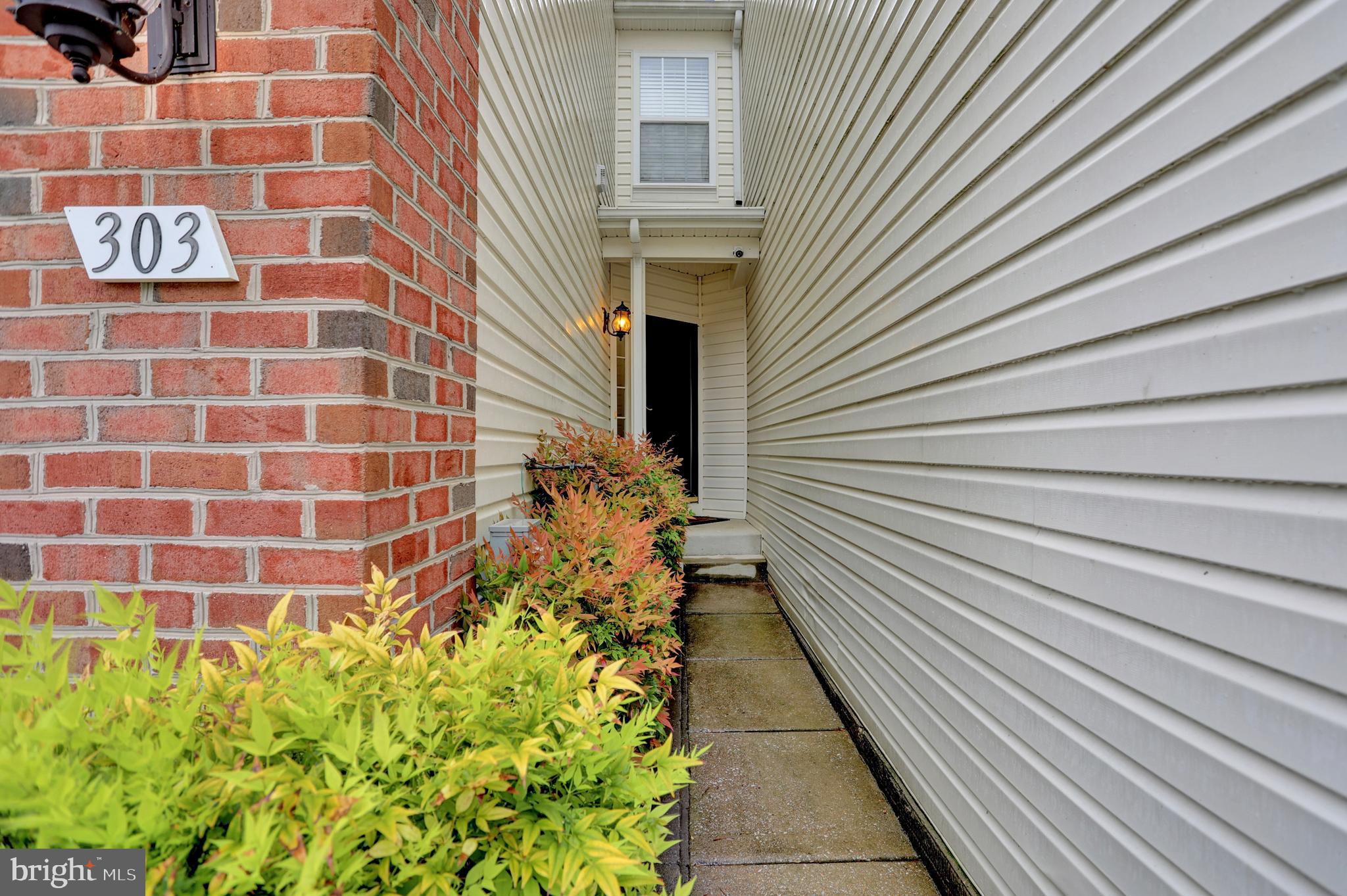 EAGLES LANDING AT WATERS EDGE - Residential