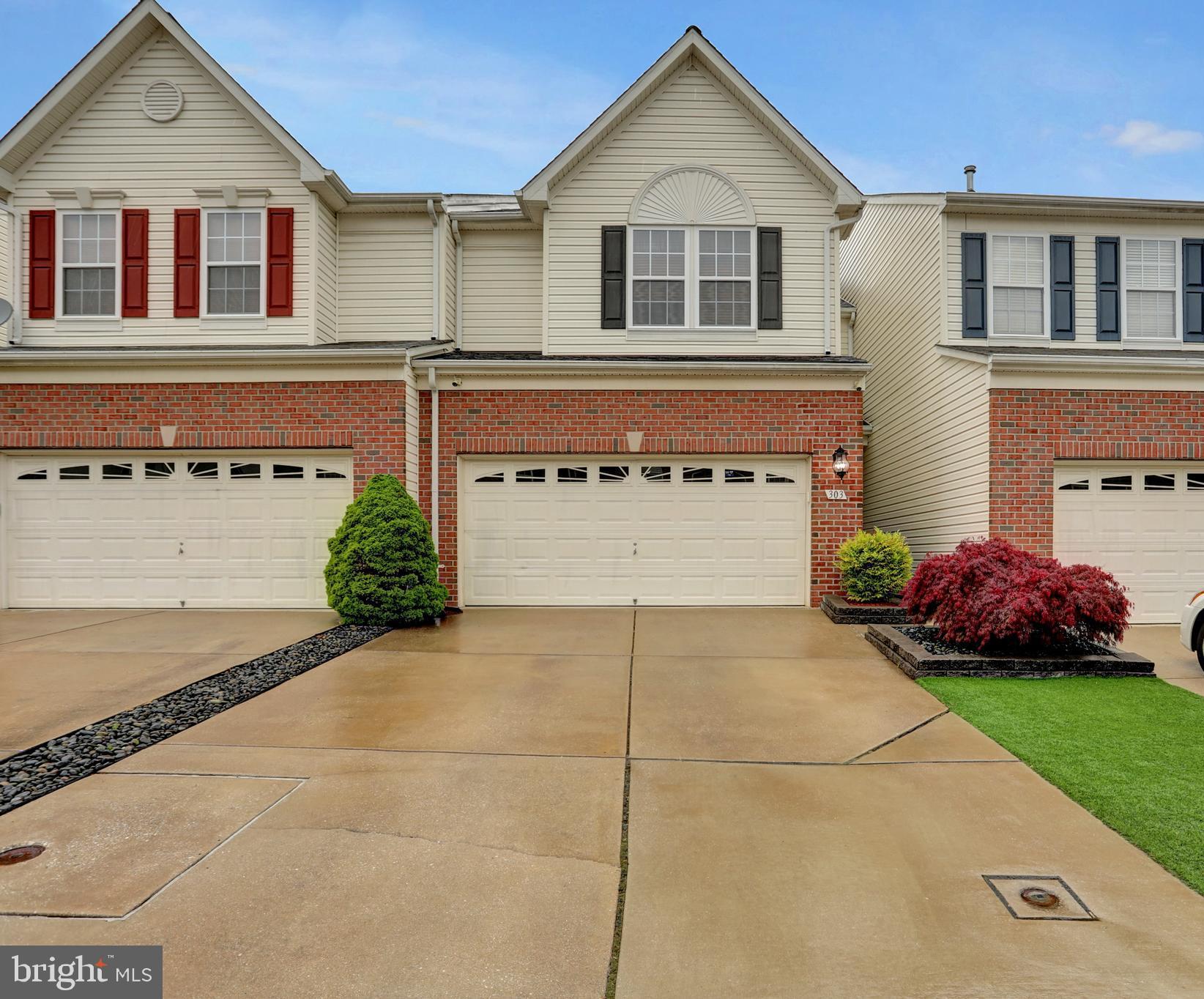 EAGLES LANDING AT WATERS EDGE - Residential