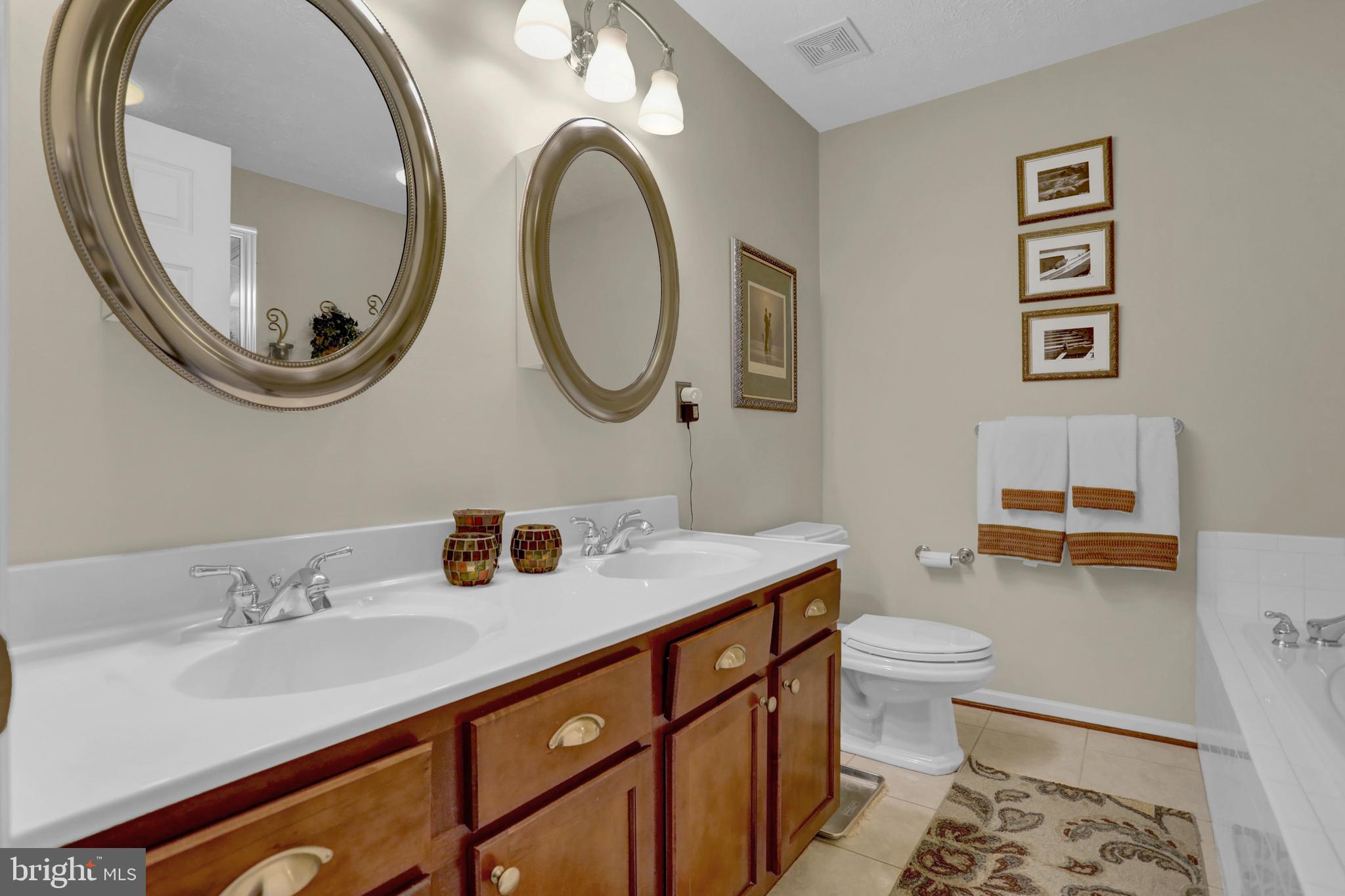 EAGLES LANDING AT WATERS EDGE - Residential