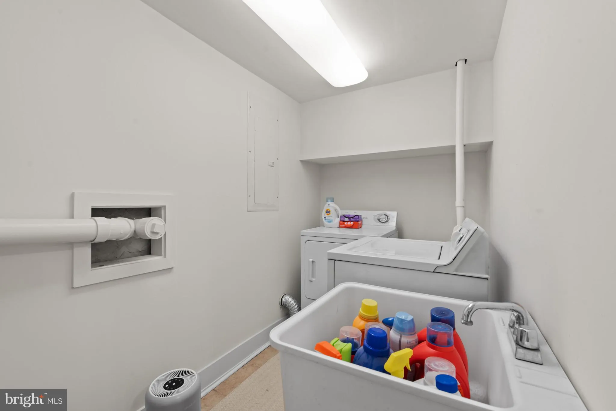 Baltimore, Maryland 21230, United States, 3 Bedrooms Bedrooms, ,3 BathroomsBathrooms,Residential,Active,148543