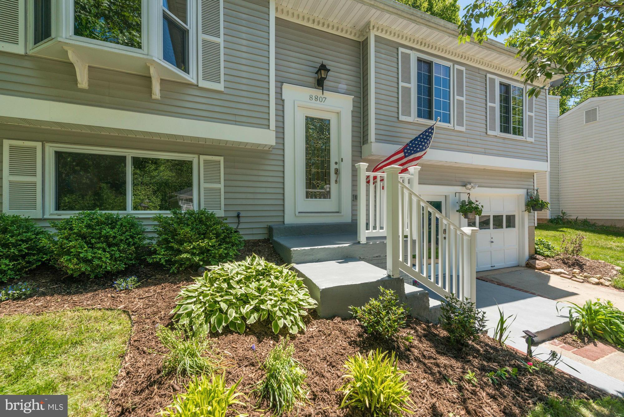HILLSIDE LANDING - Residential