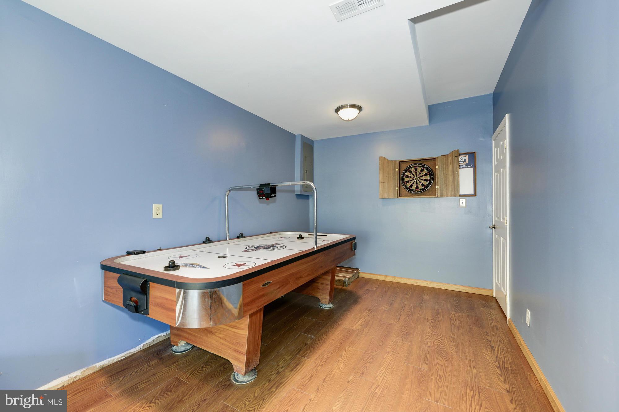 HILLSIDE LANDING - Residential