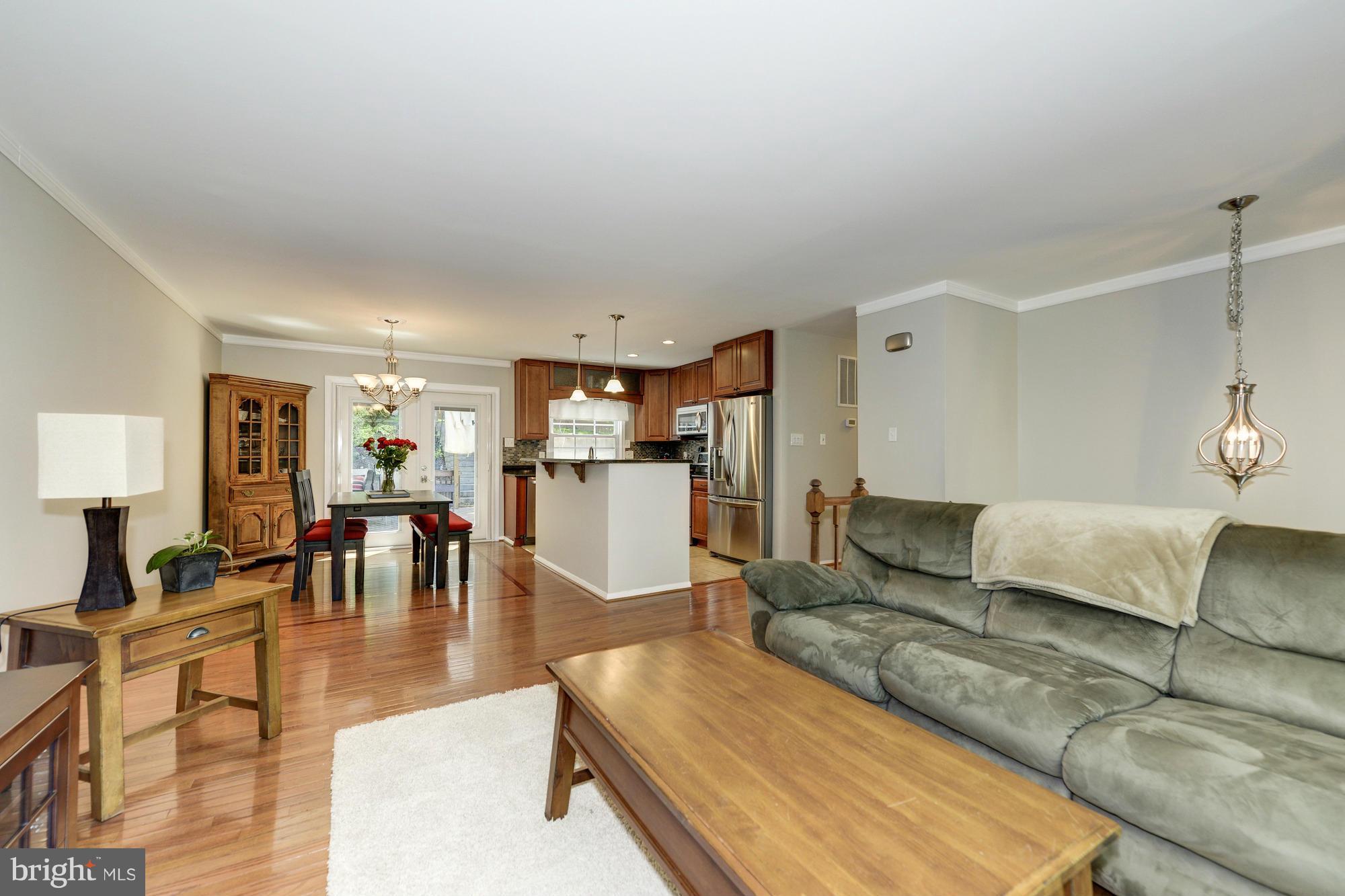 HILLSIDE LANDING - Residential