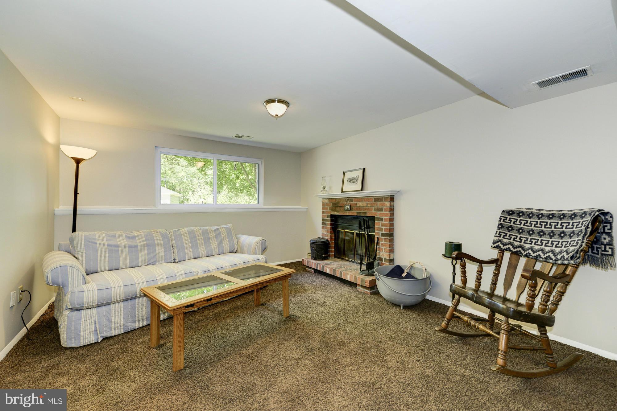 HILLSIDE LANDING - Residential