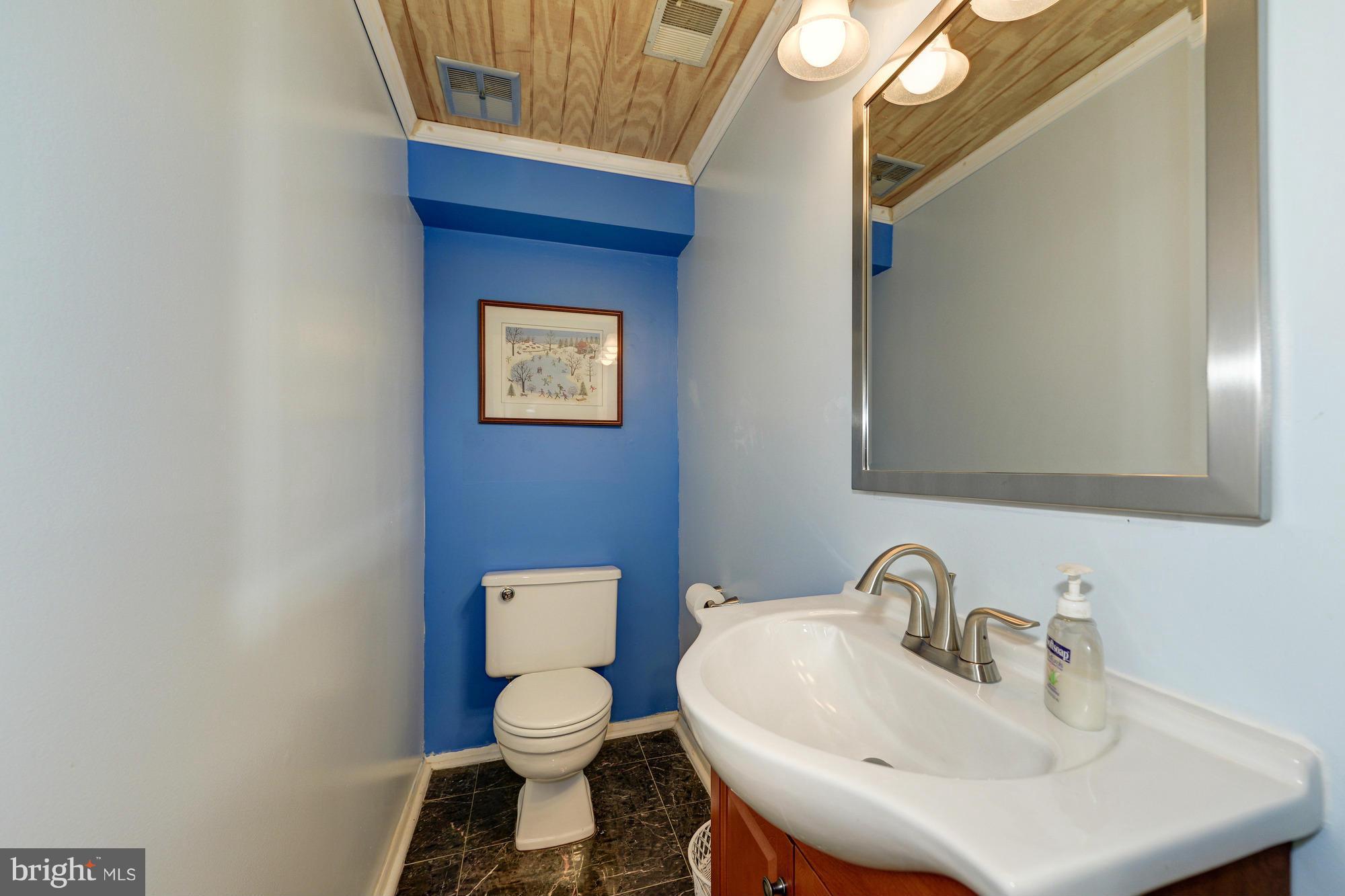 HILLSIDE LANDING - Residential