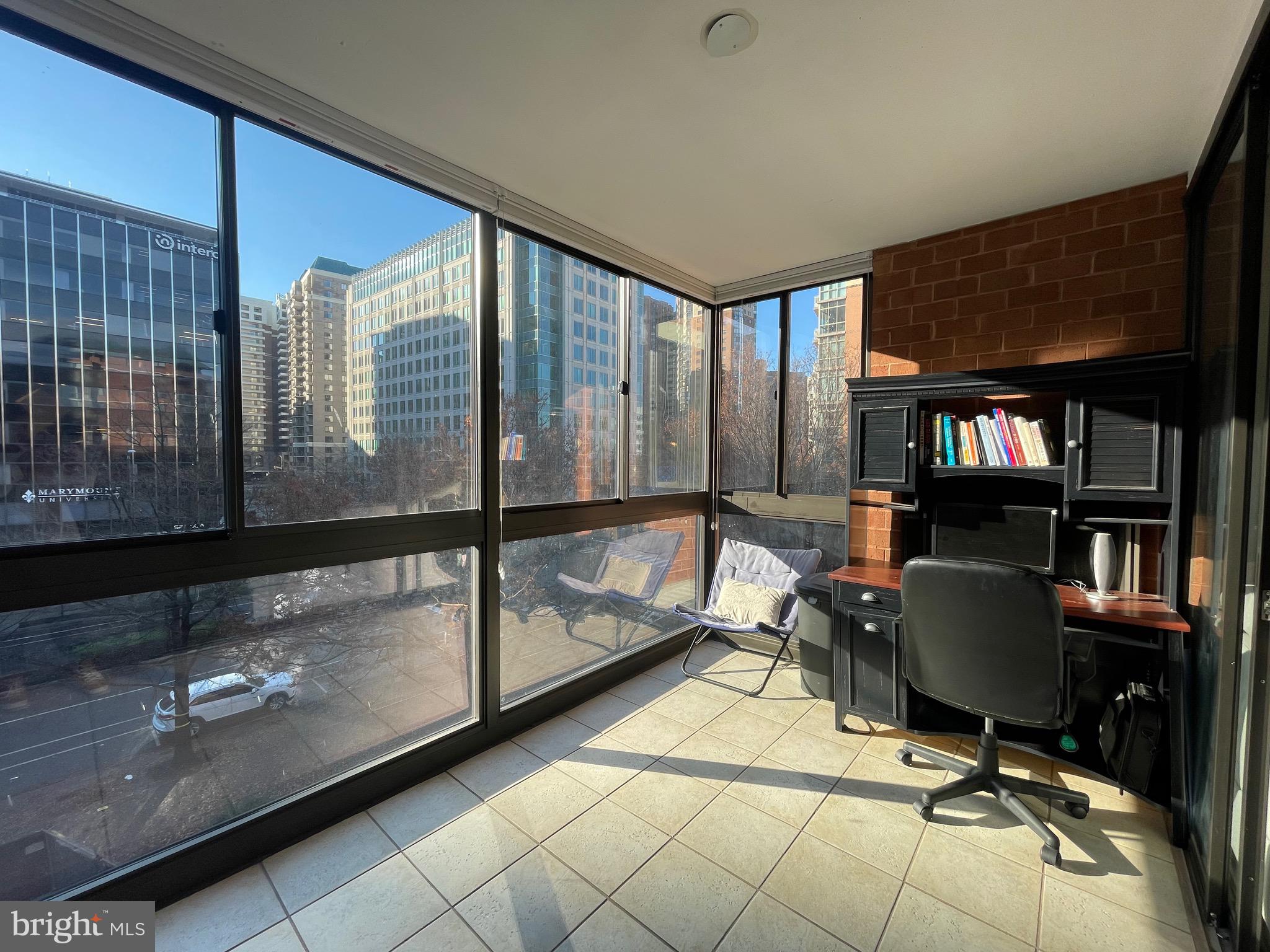 EASTVIEW AT BALLSTON METRO - Residential Lease