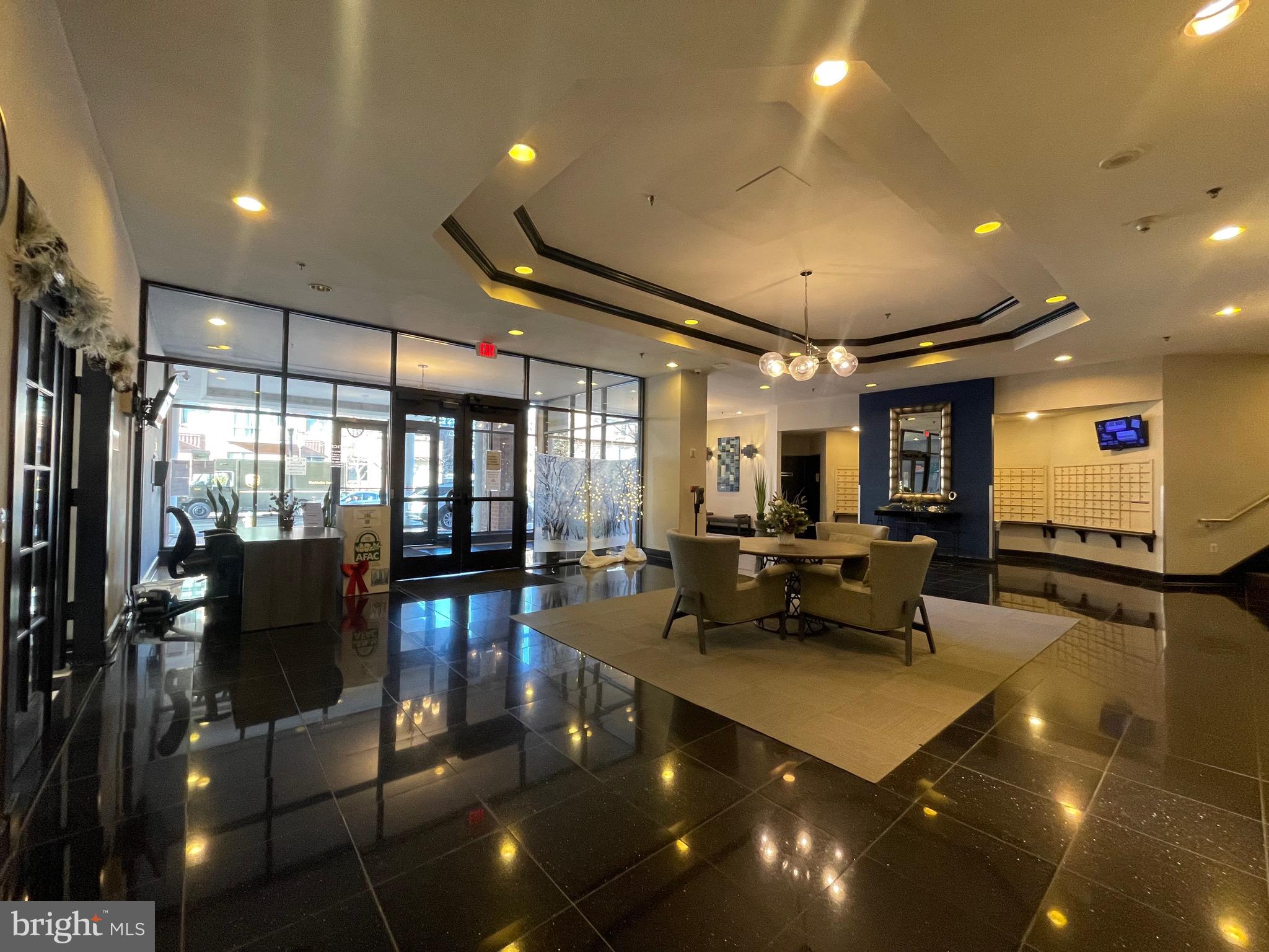 EASTVIEW AT BALLSTON METRO - Residential Lease