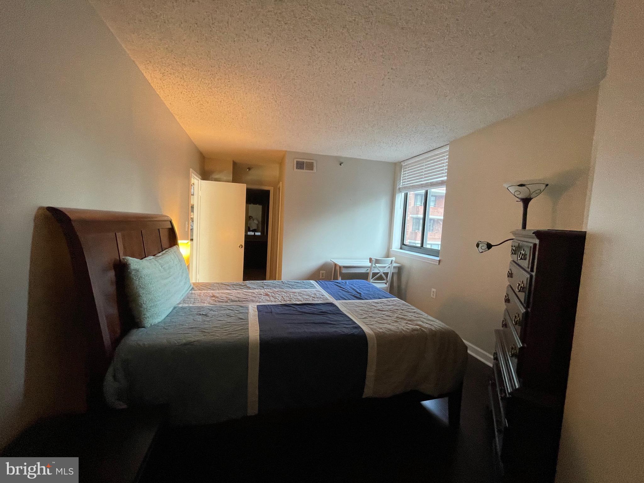 EASTVIEW AT BALLSTON METRO - Residential Lease