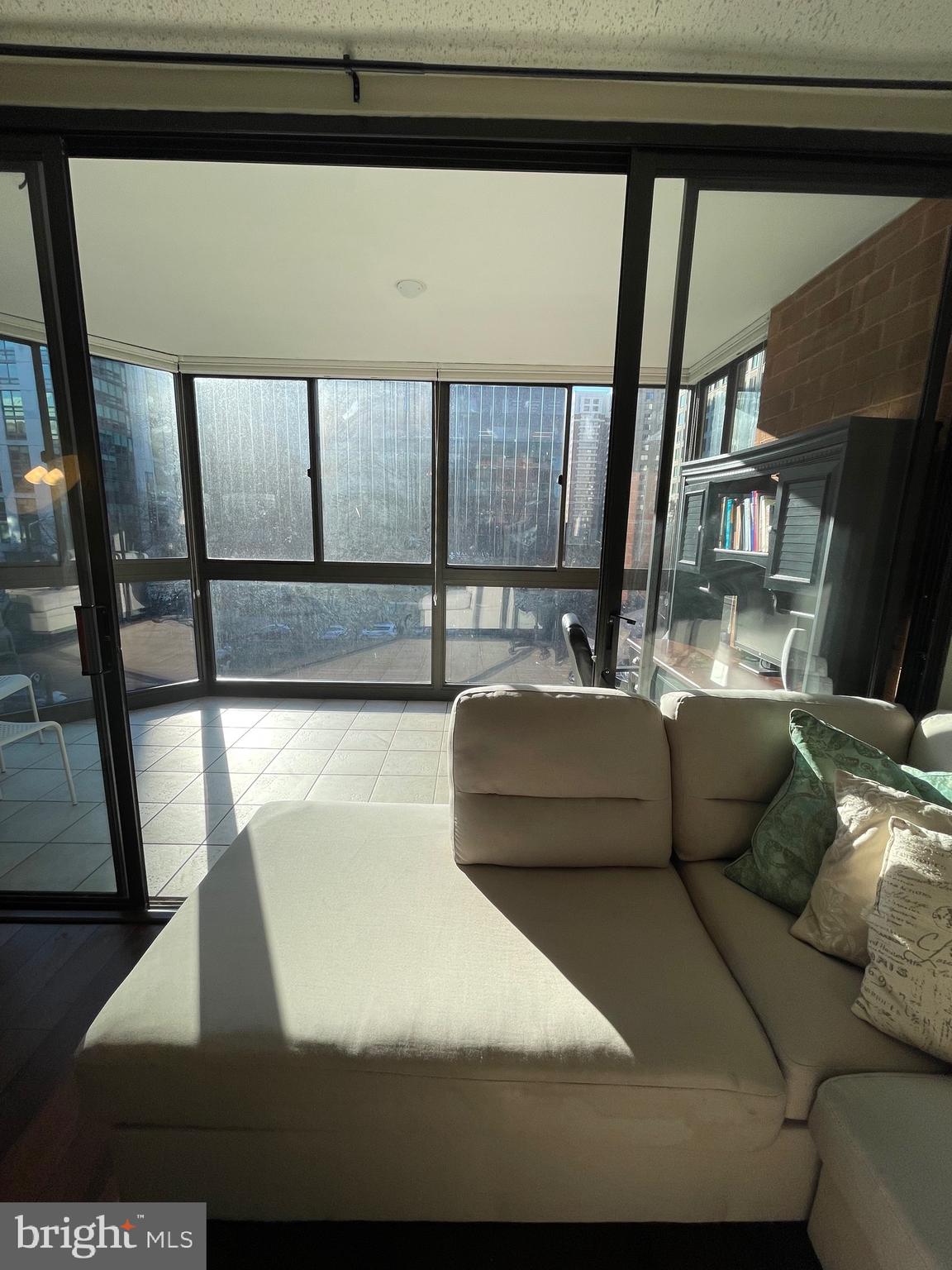 EASTVIEW AT BALLSTON METRO - Residential Lease