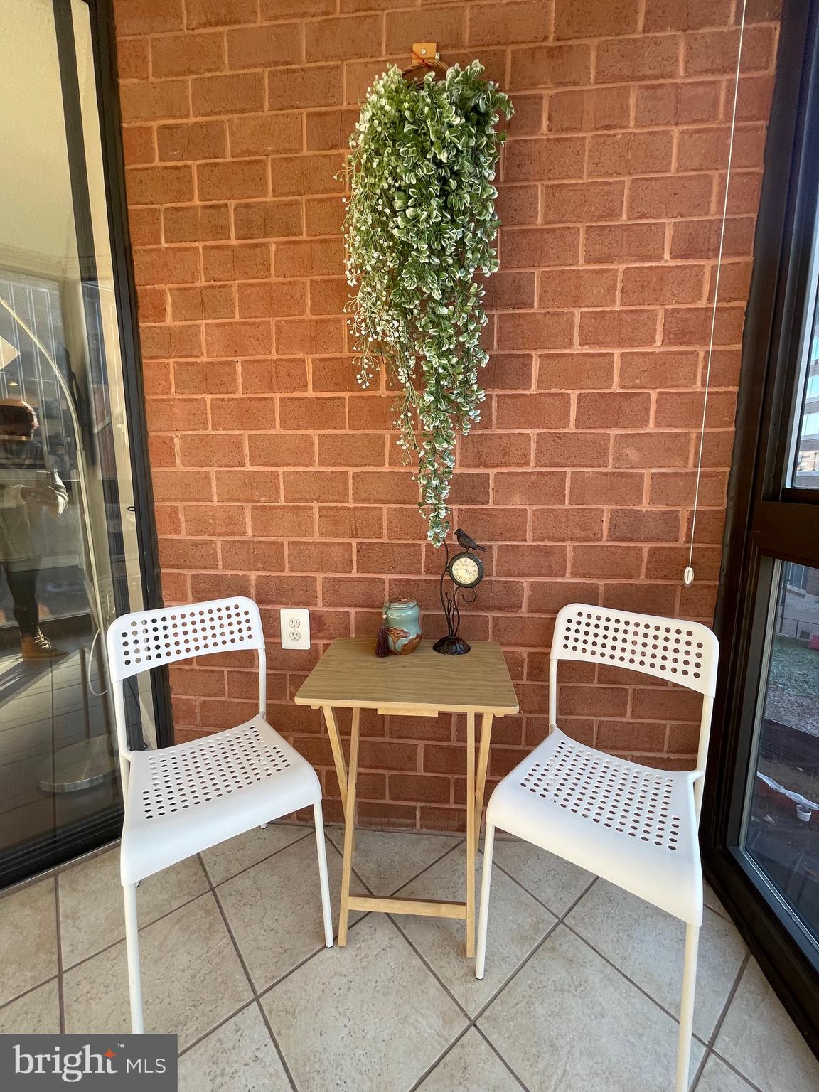 EASTVIEW AT BALLSTON METRO - Residential Lease