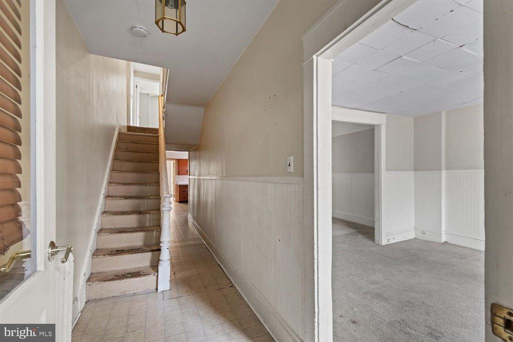 Photo of 236 W Vine Street, Lancaster, PA 17603 (MLS # PALA2051308)