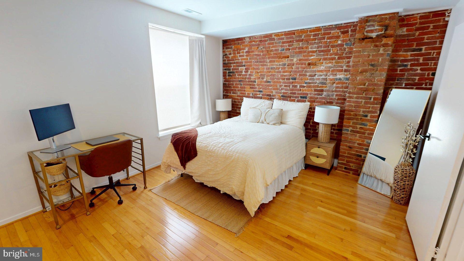 OLD CITY - Residential