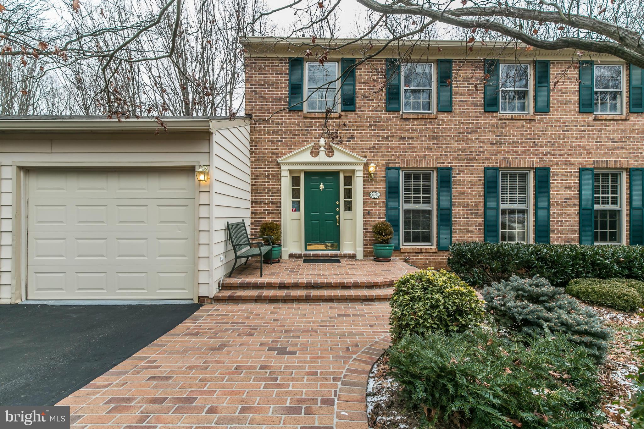 RESTON - Residential