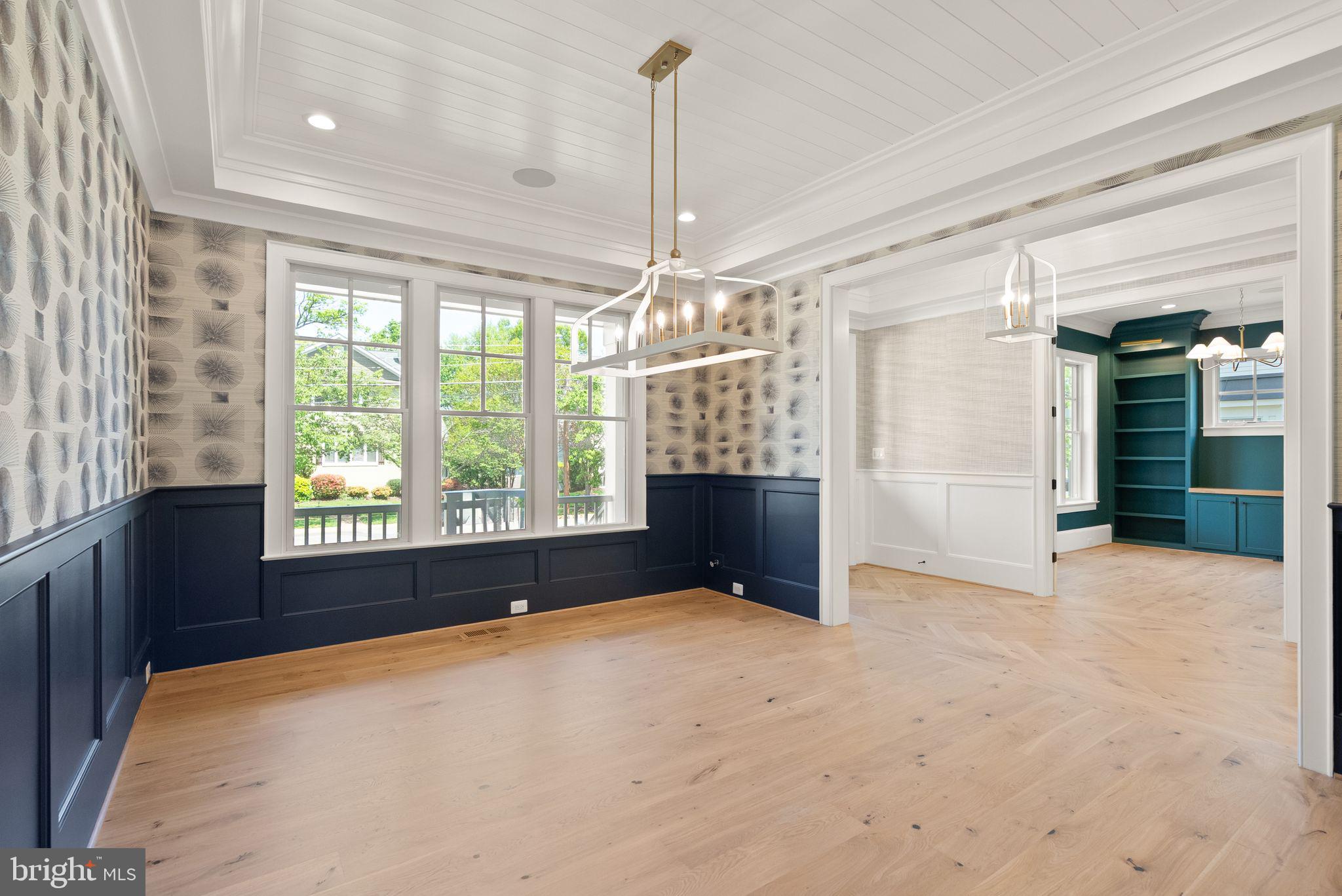 BROYHILL FOREST - Residential