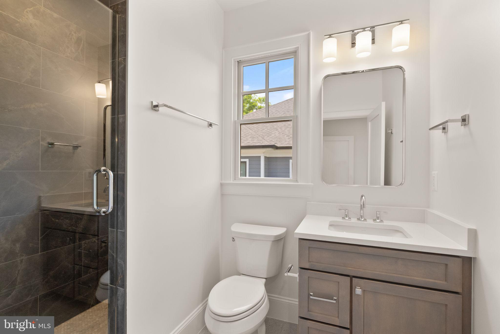 BROYHILL FOREST - Residential