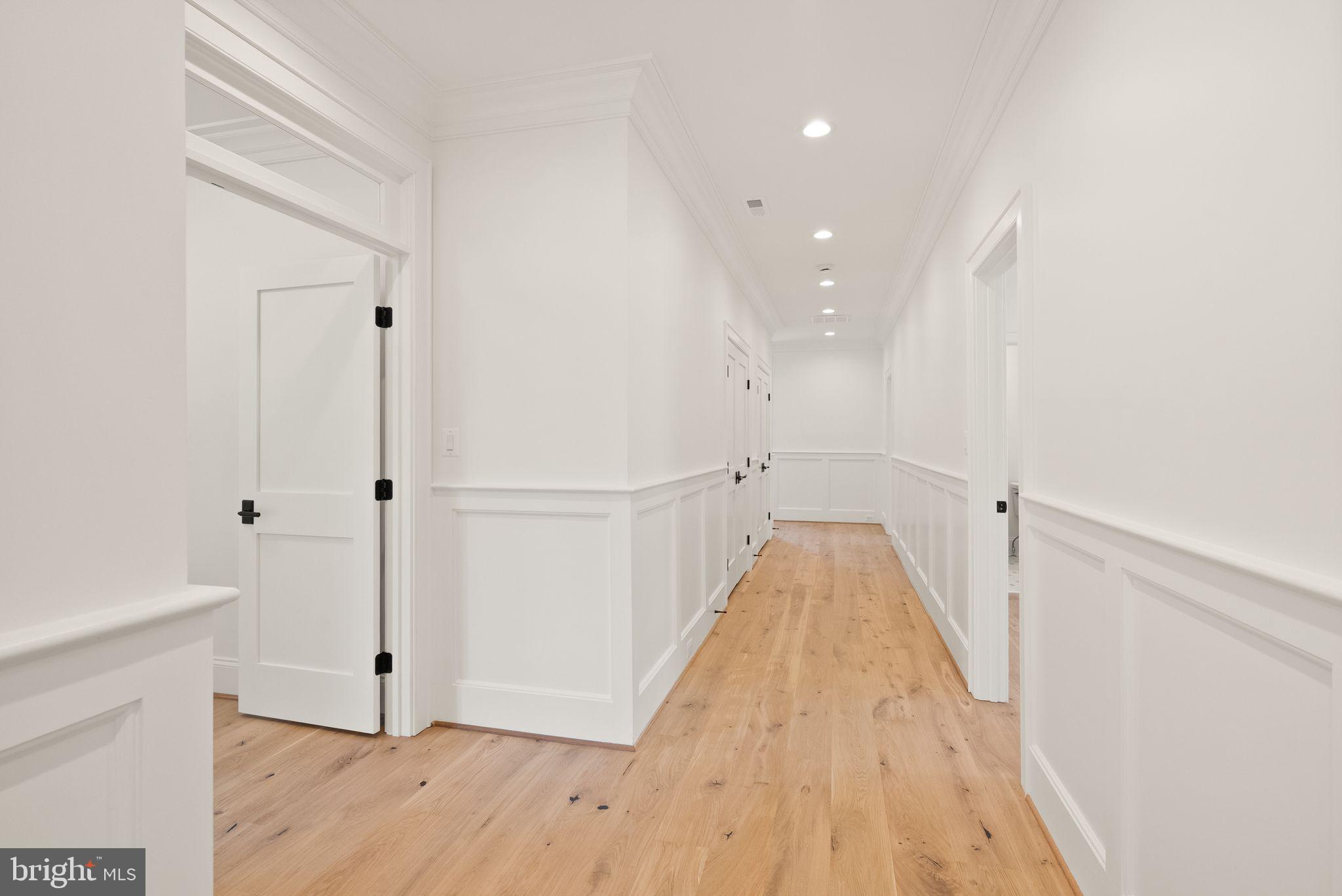 BROYHILL FOREST - Residential