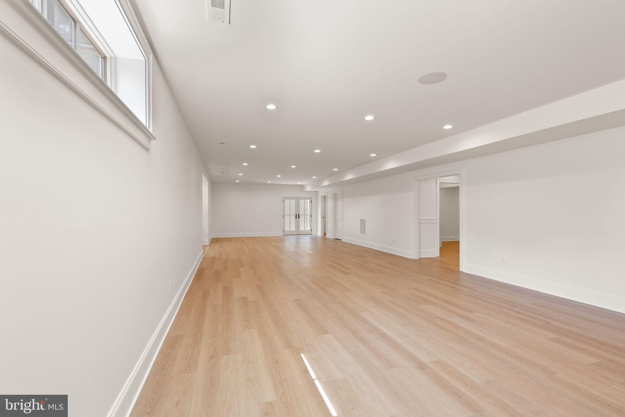 BROYHILL FOREST - Residential