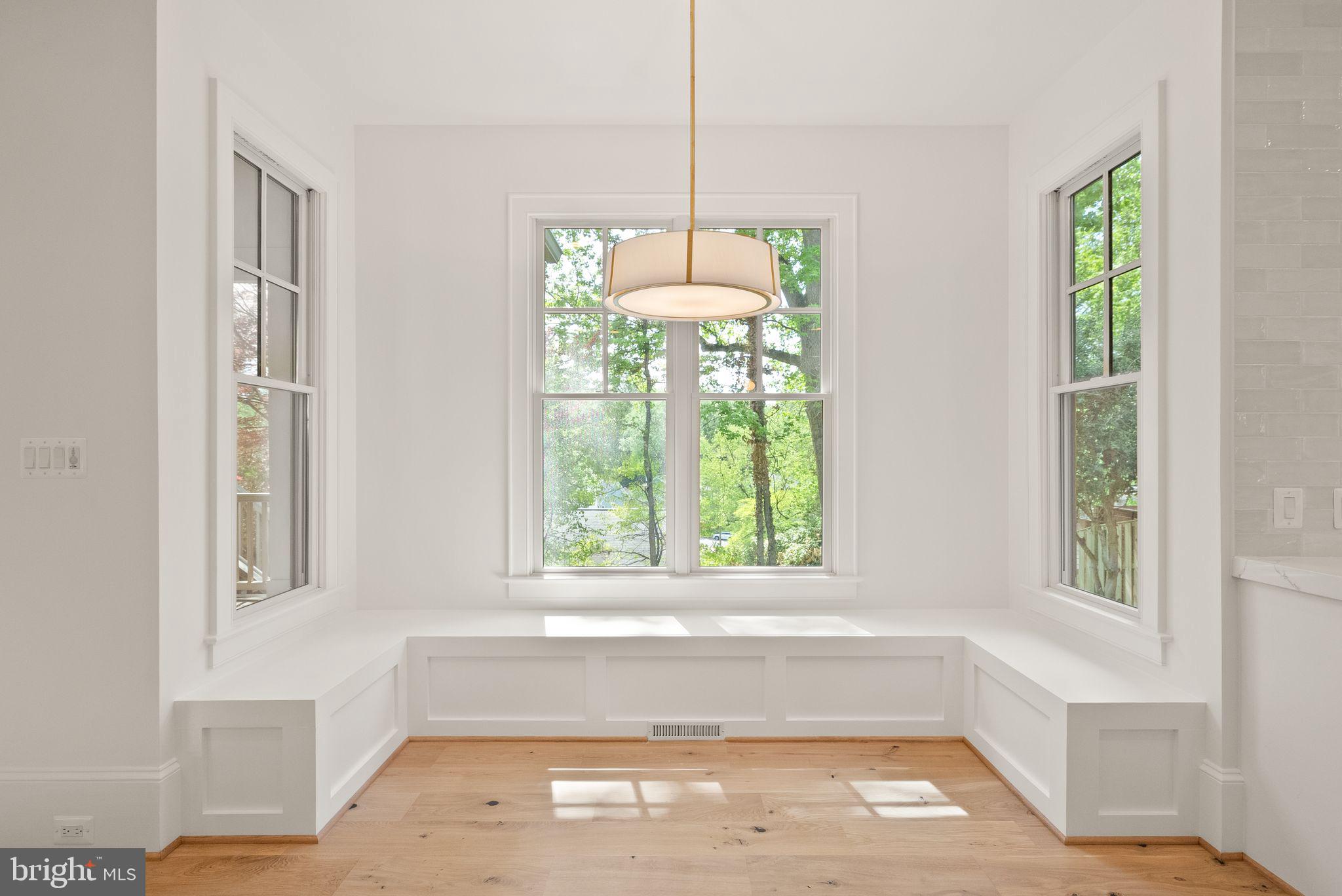 BROYHILL FOREST - Residential