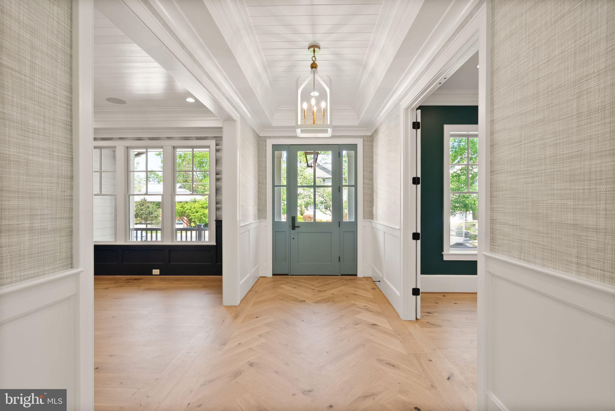 BROYHILL FOREST - Residential