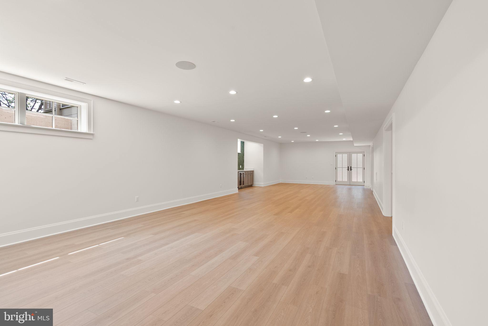 BROYHILL FOREST - Residential