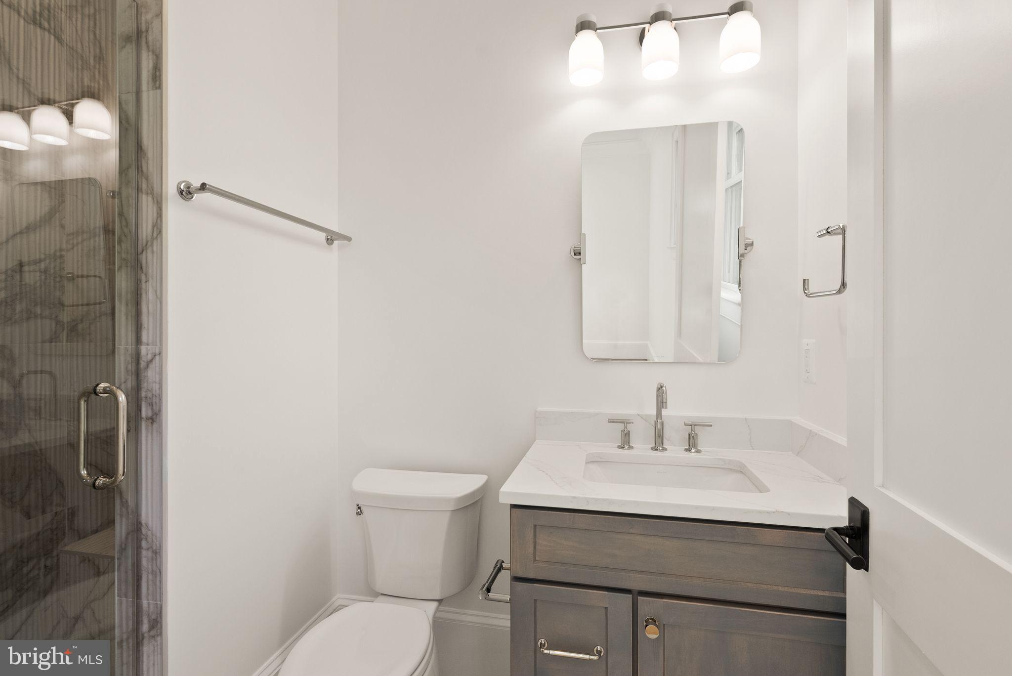 BROYHILL FOREST - Residential