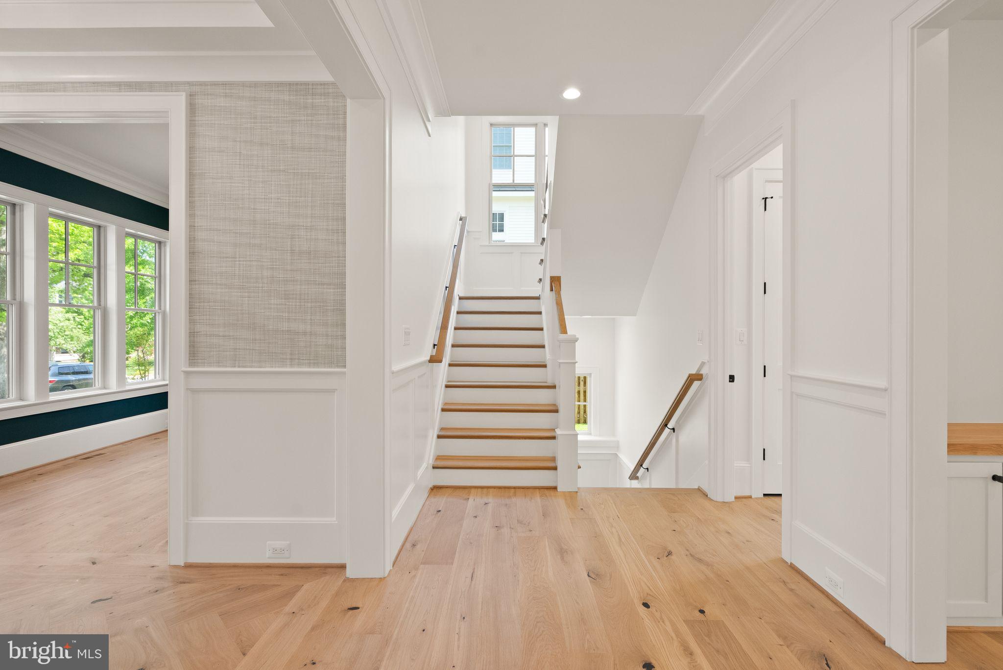 BROYHILL FOREST - Residential