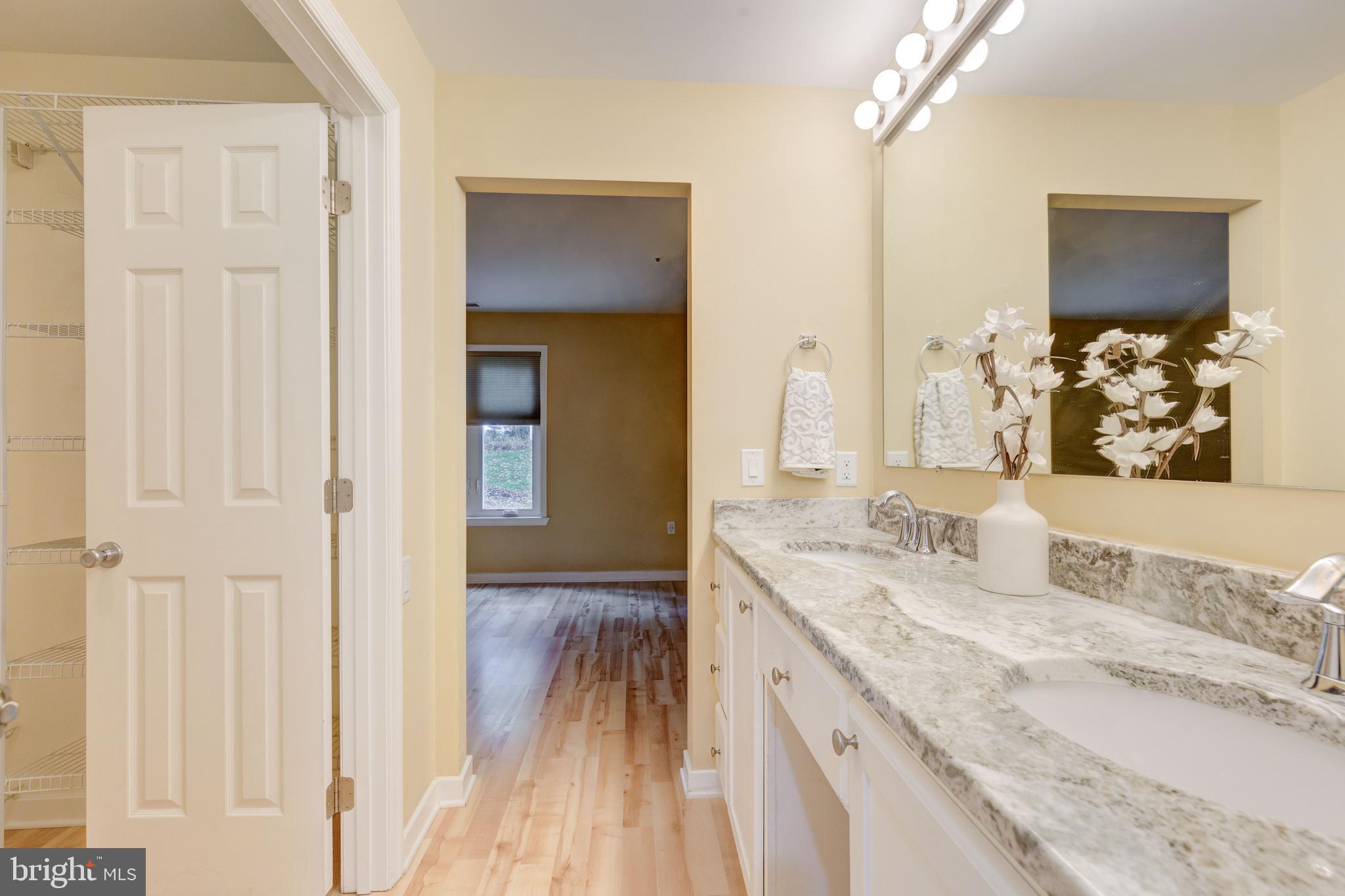 PARRS RIDGE - Residential Lease