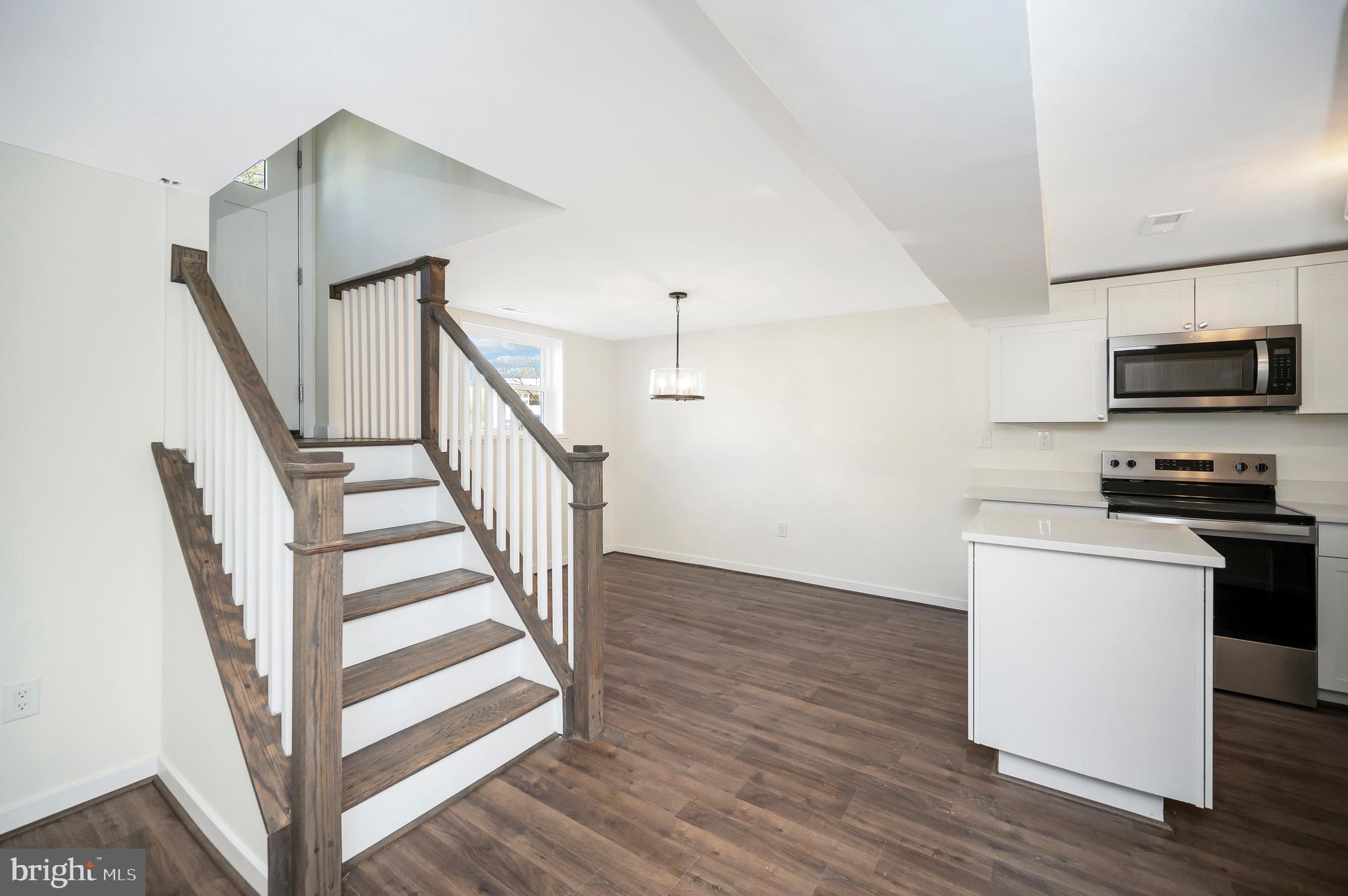 DALE CITY - Residential