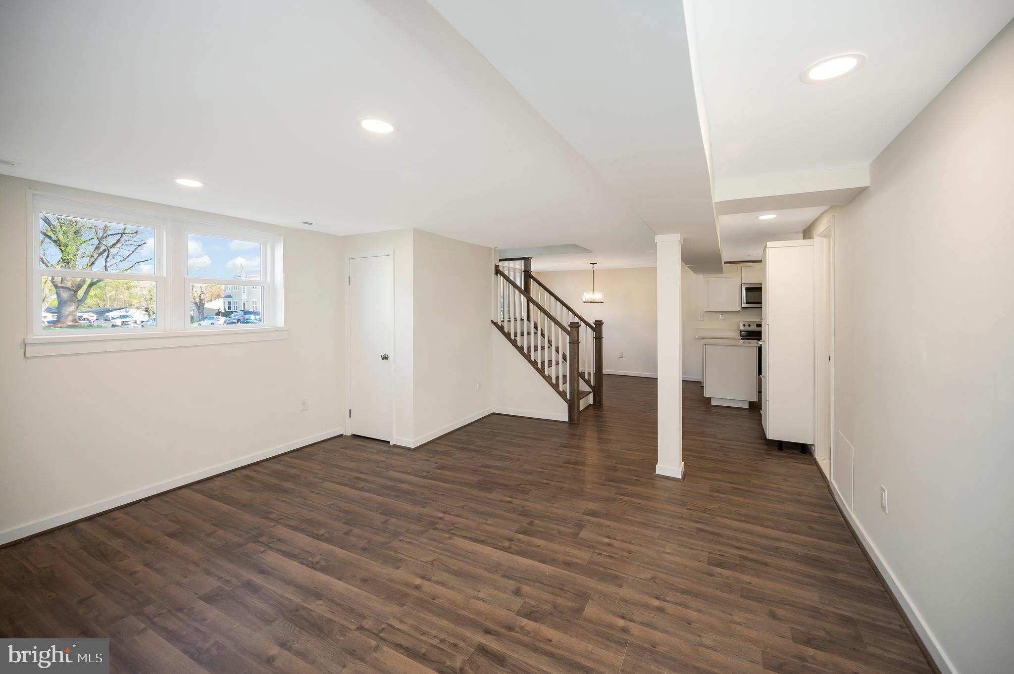 DALE CITY - Residential