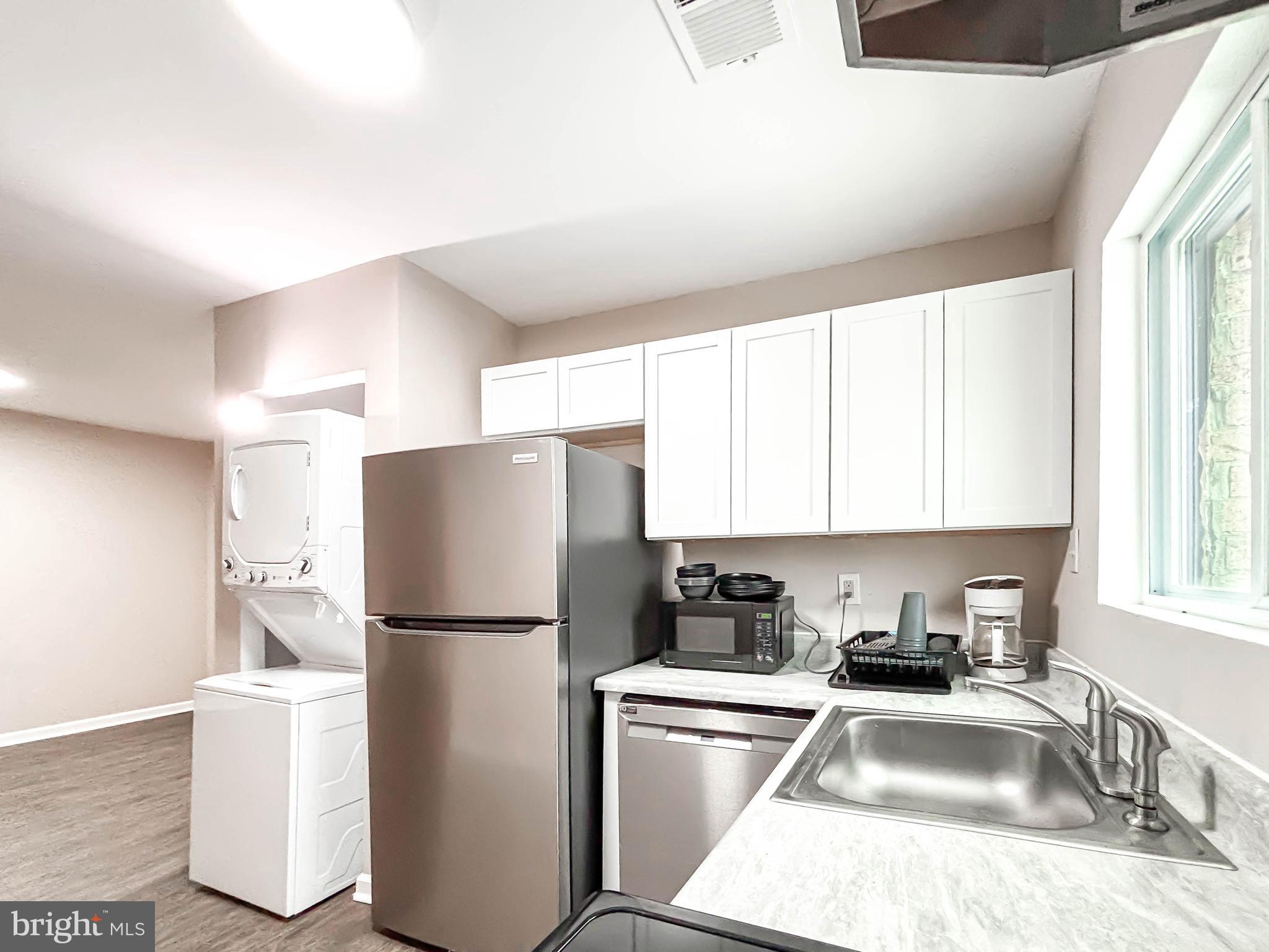 PIKESVILLE - Residential Lease