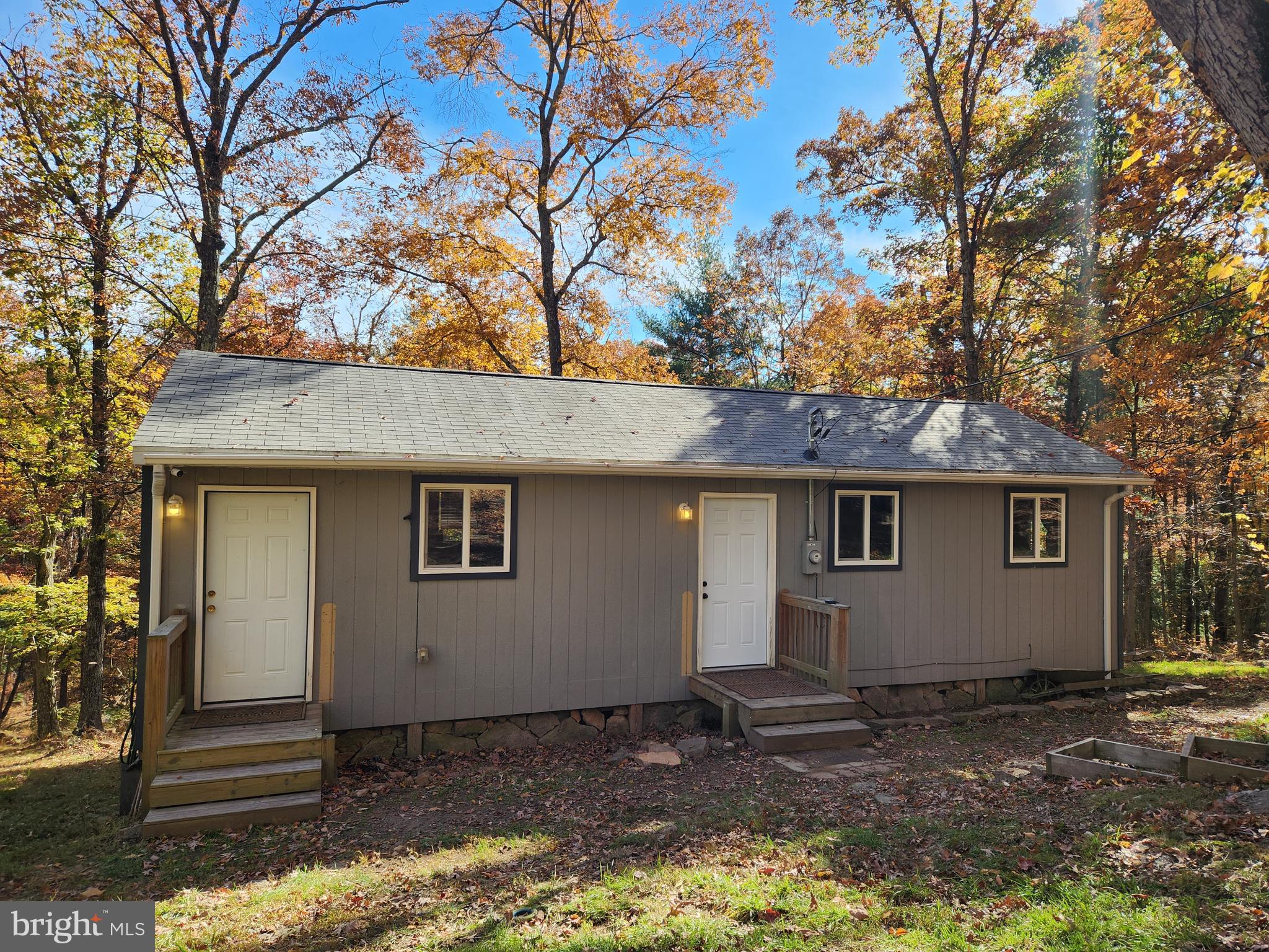 STAGECOACH STOP @ CAPON BRIDGE - Residential