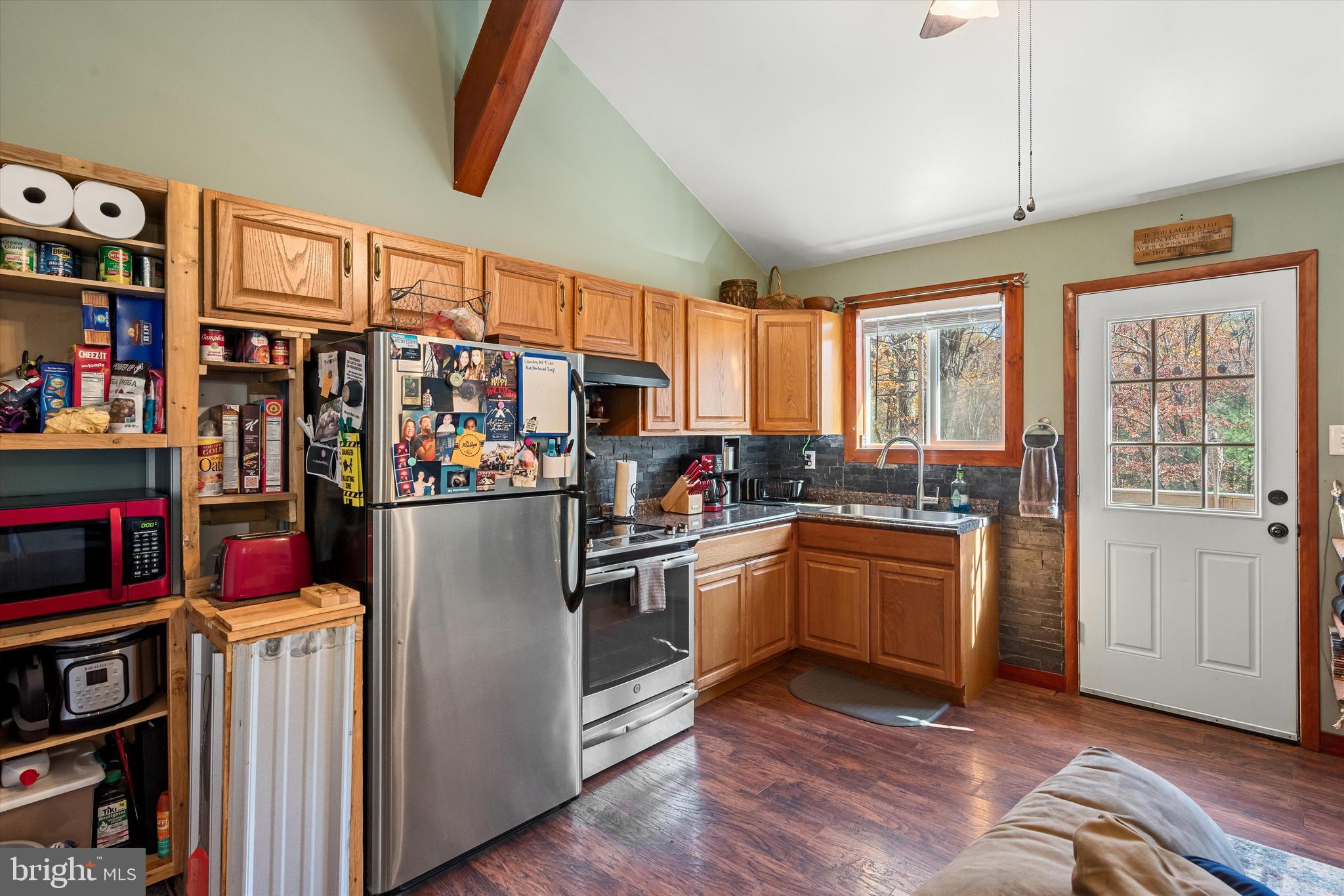 STAGECOACH STOP @ CAPON BRIDGE - Residential