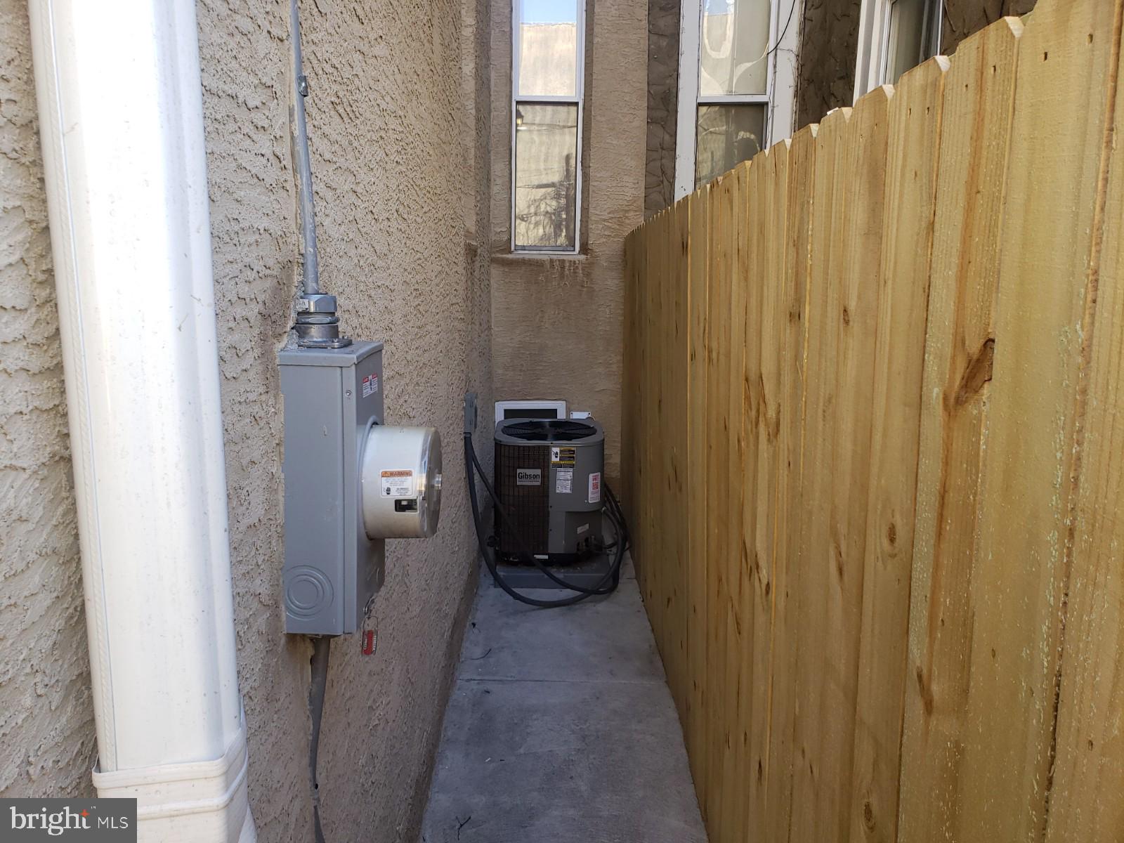 WEST PHILADELPHIA - Residential