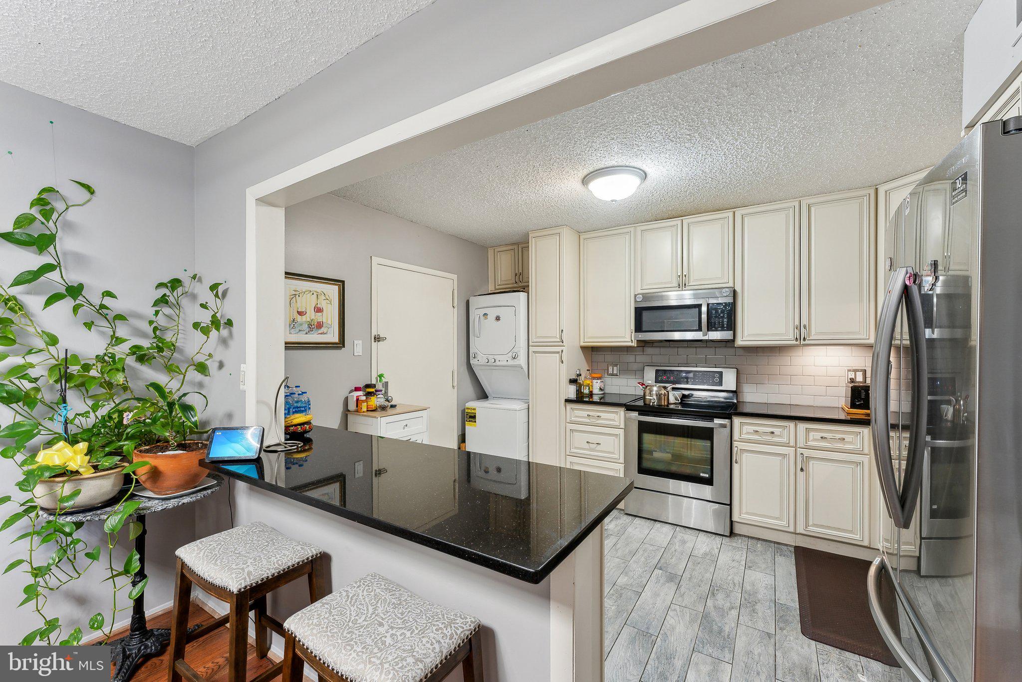 REGENCY AT MCLEAN - Residential