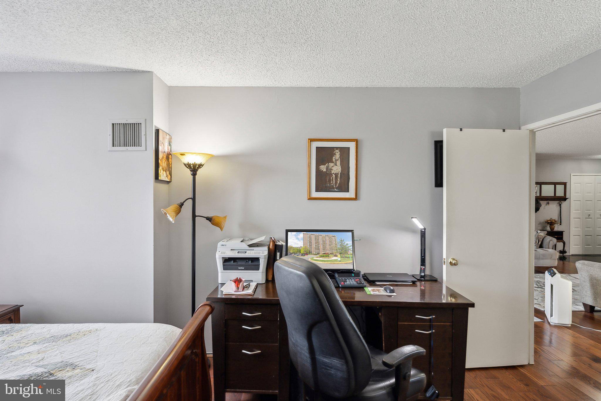 REGENCY AT MCLEAN - Residential