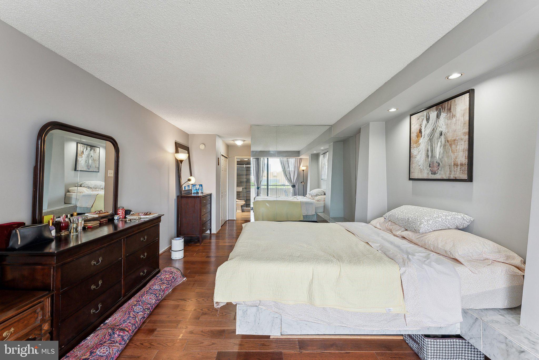 REGENCY AT MCLEAN - Residential