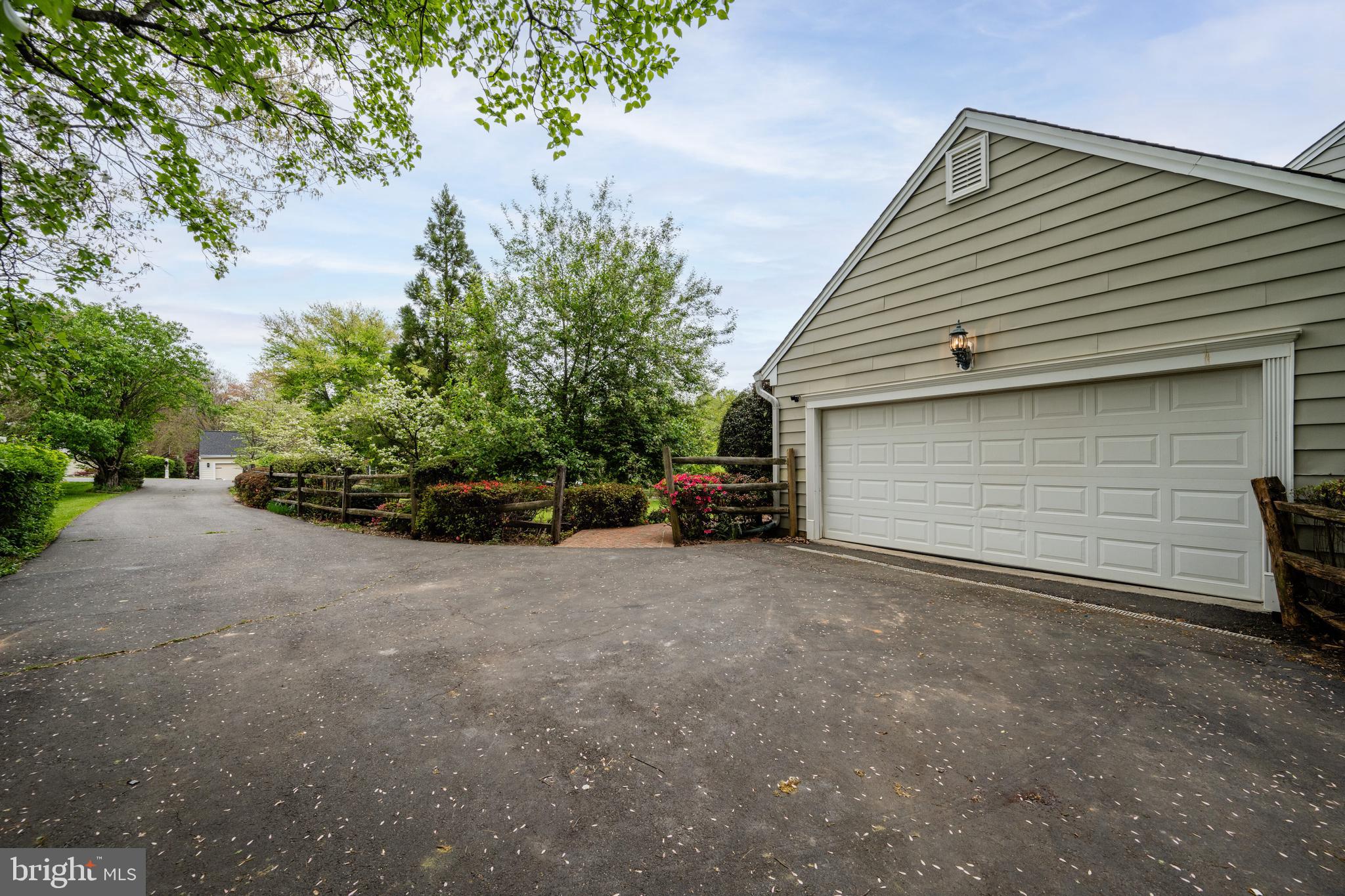 FOX VALE - Residential