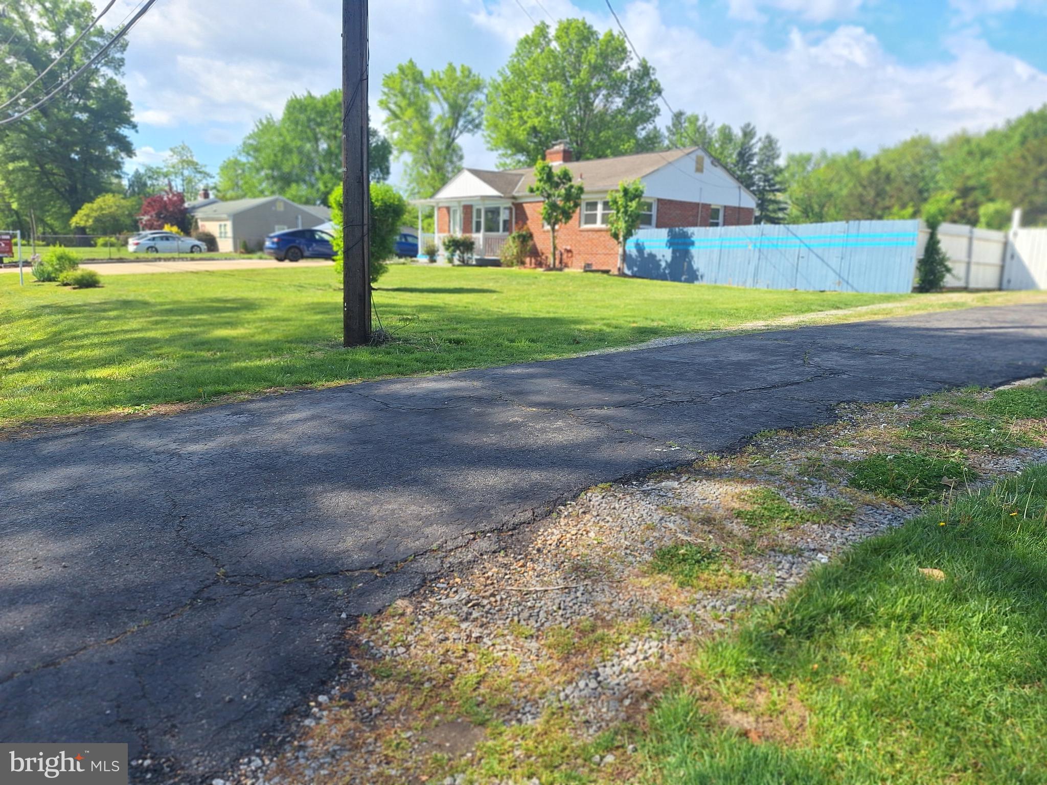 KEYS AND RUSSELL - Residential