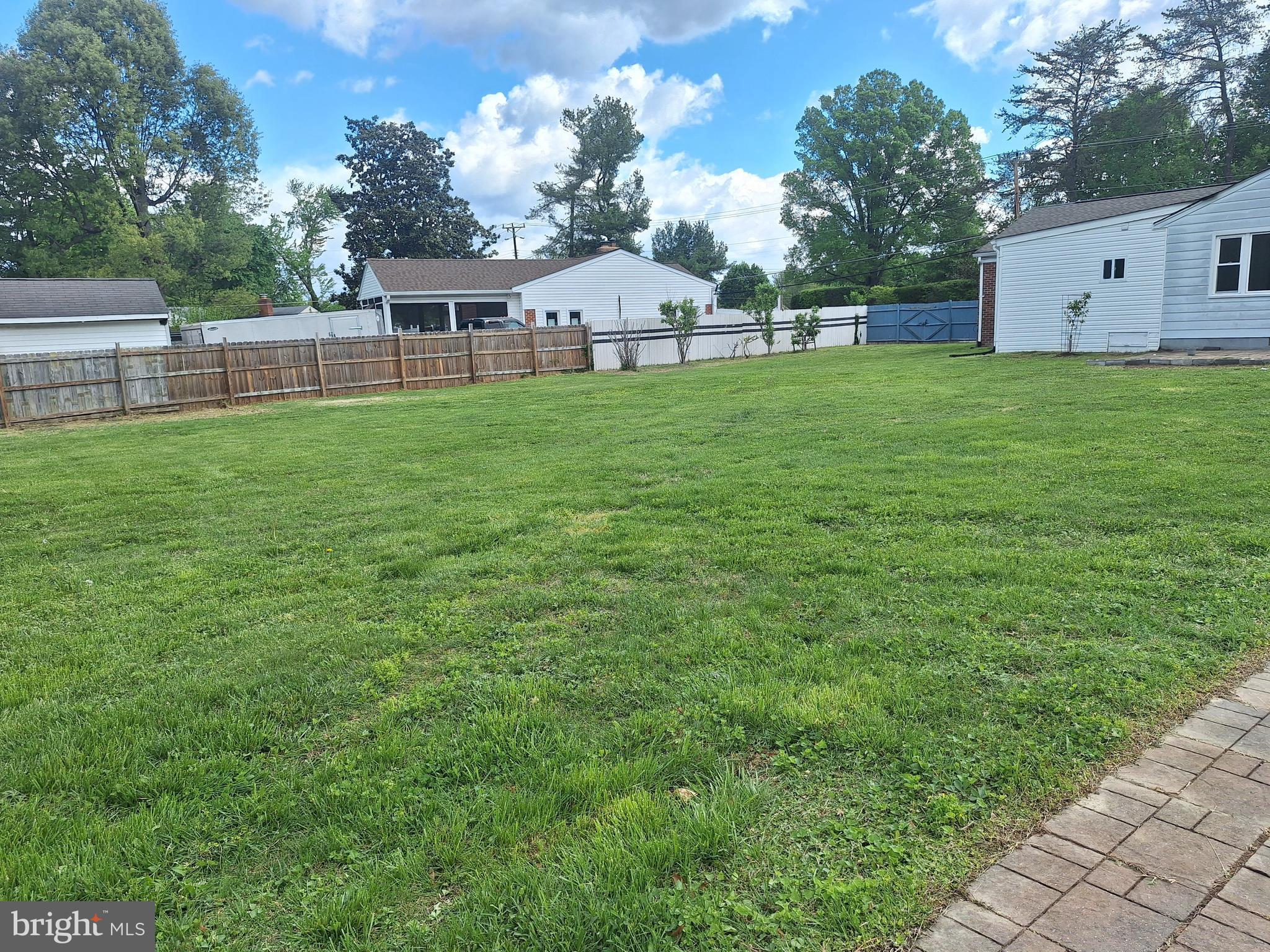 KEYS AND RUSSELL - Residential