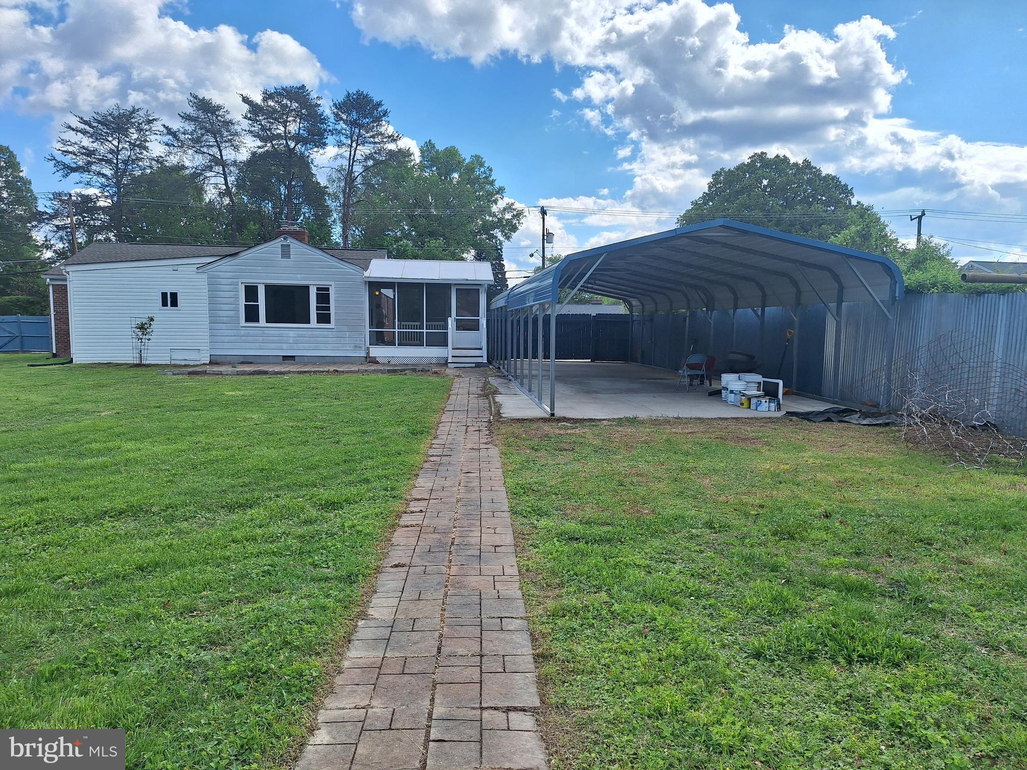 KEYS AND RUSSELL - Residential