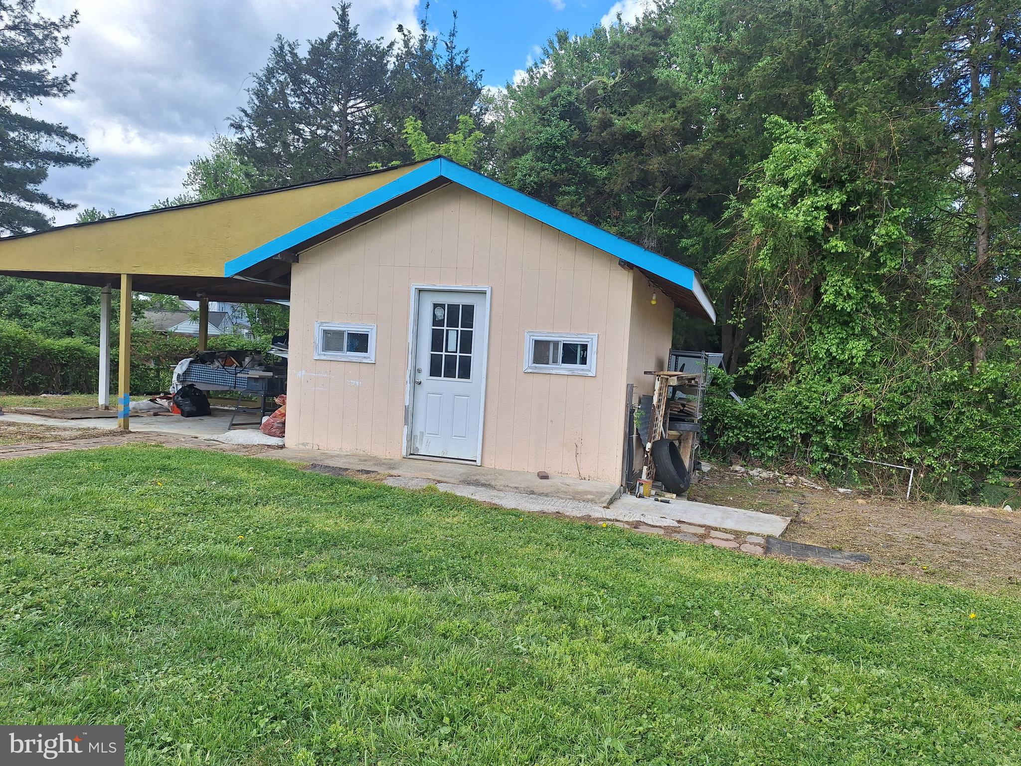 KEYS AND RUSSELL - Residential